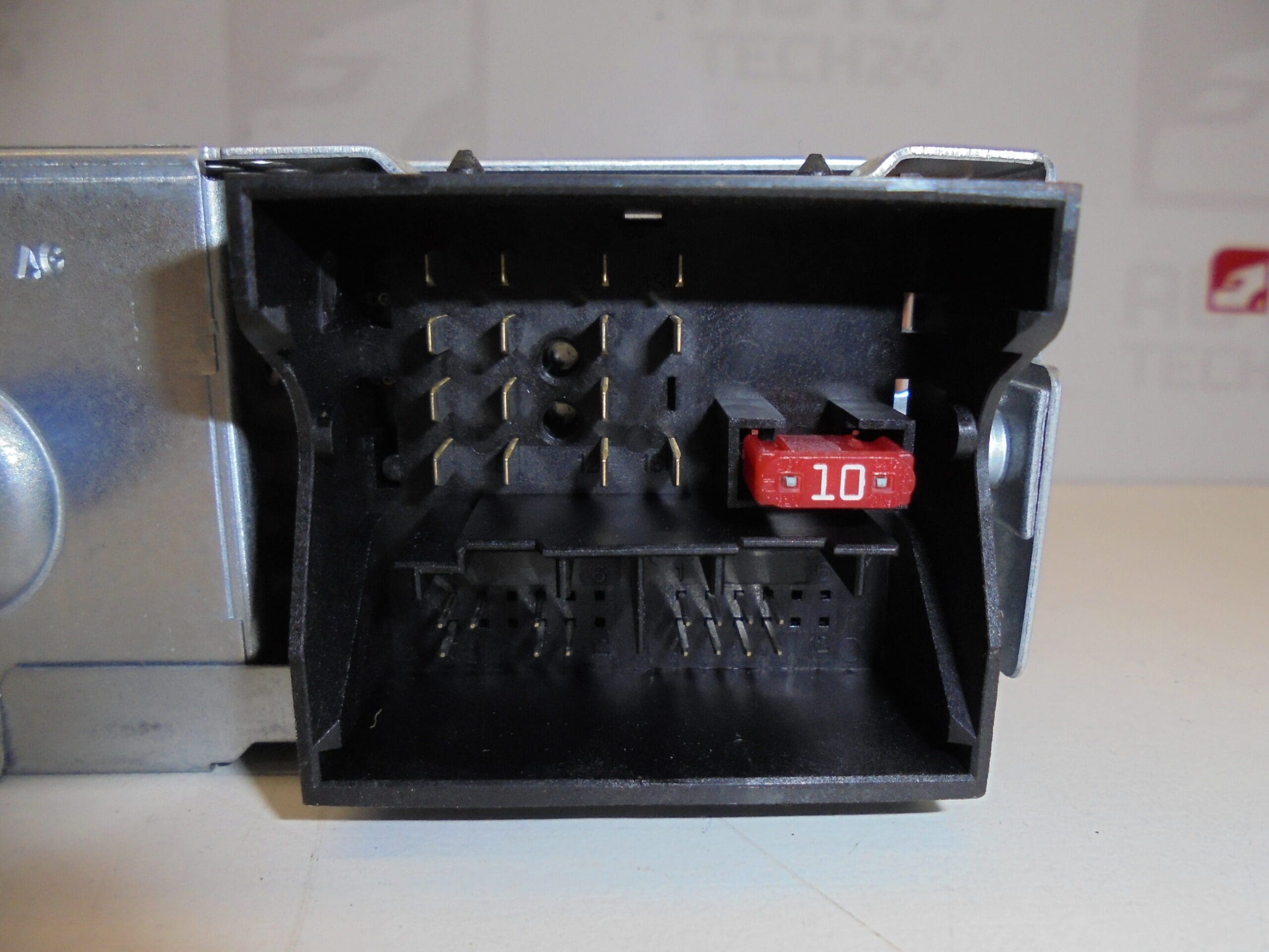 Radio samochodowe CD Continental RD4N2M Peugeot 308 96660458XH 6574QT