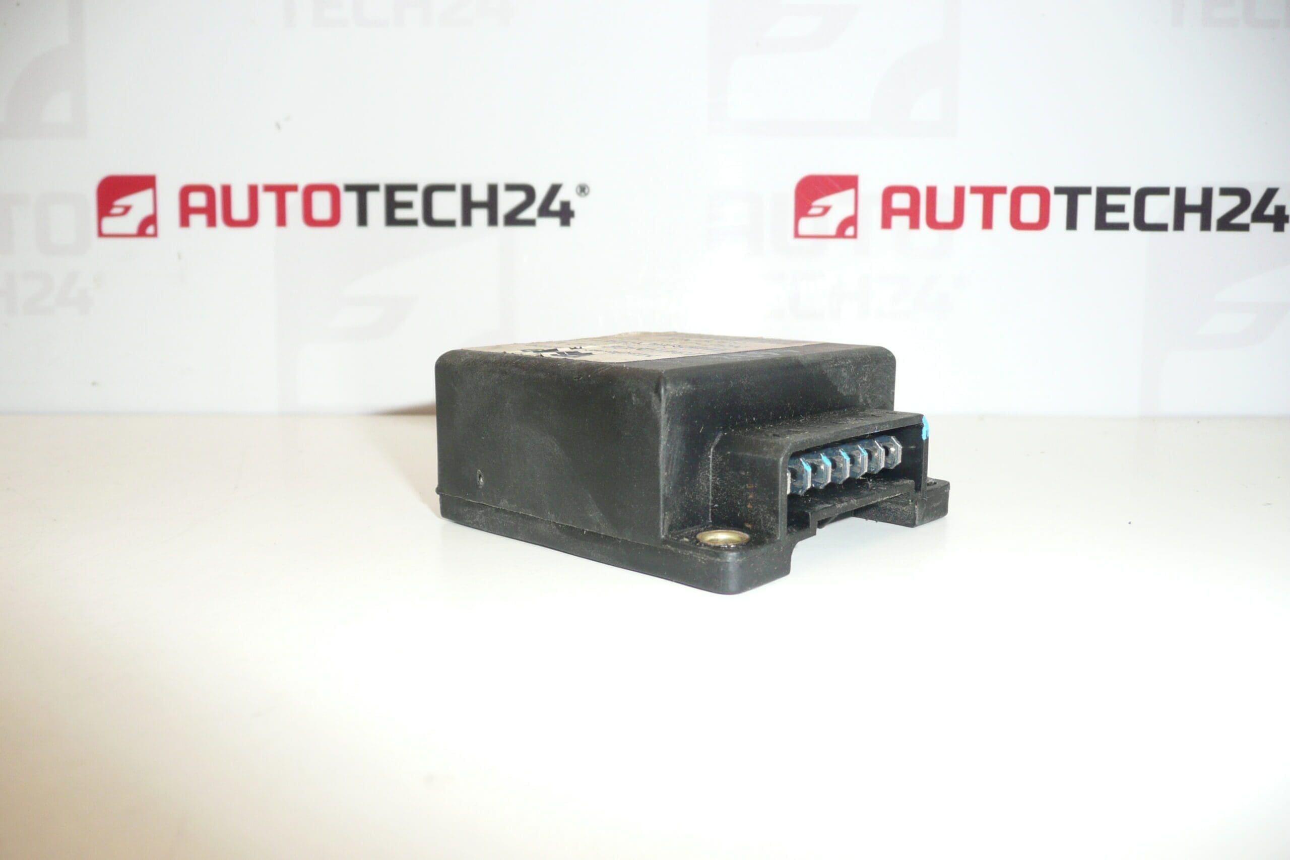 Termostat klimatyzacji Valeo 73410602 6461A4