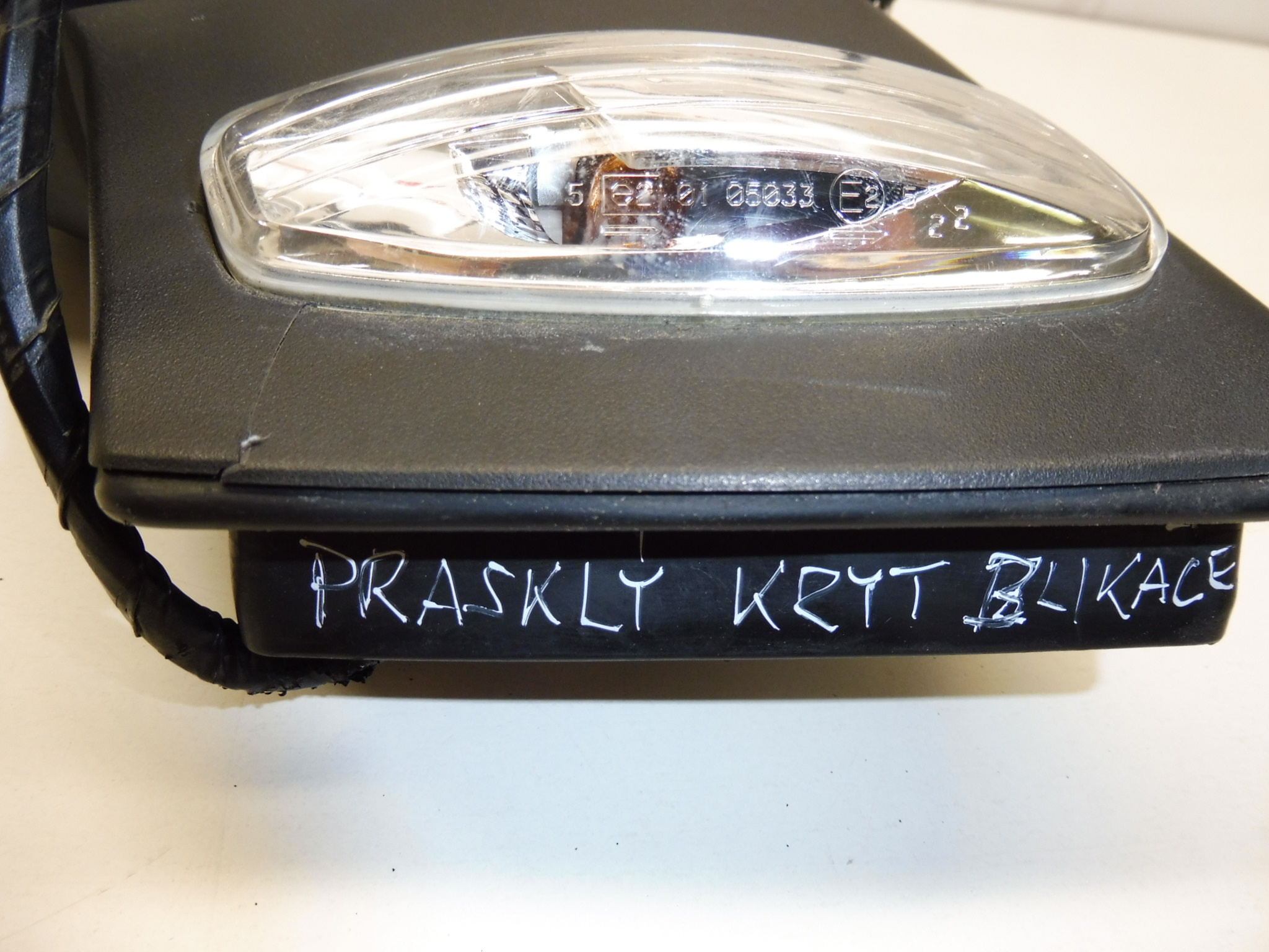 Lusterko prawe Peugeot 207 EXLD 96806501XT 8149ZH