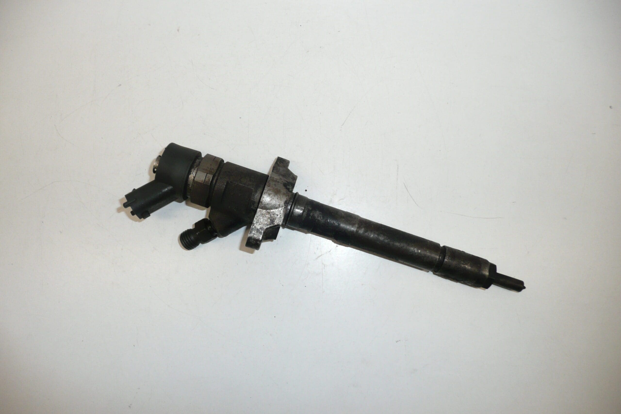 Wtrysk Bosch 1.6 HDI 55 i 66 kw 0445110239