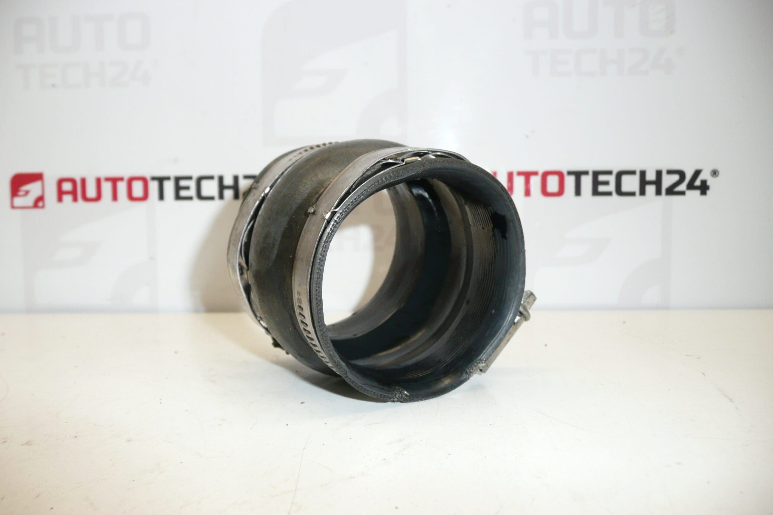 Przewód turbo 1,6 HDI Citroën Peugeot 9651246880 0382EY