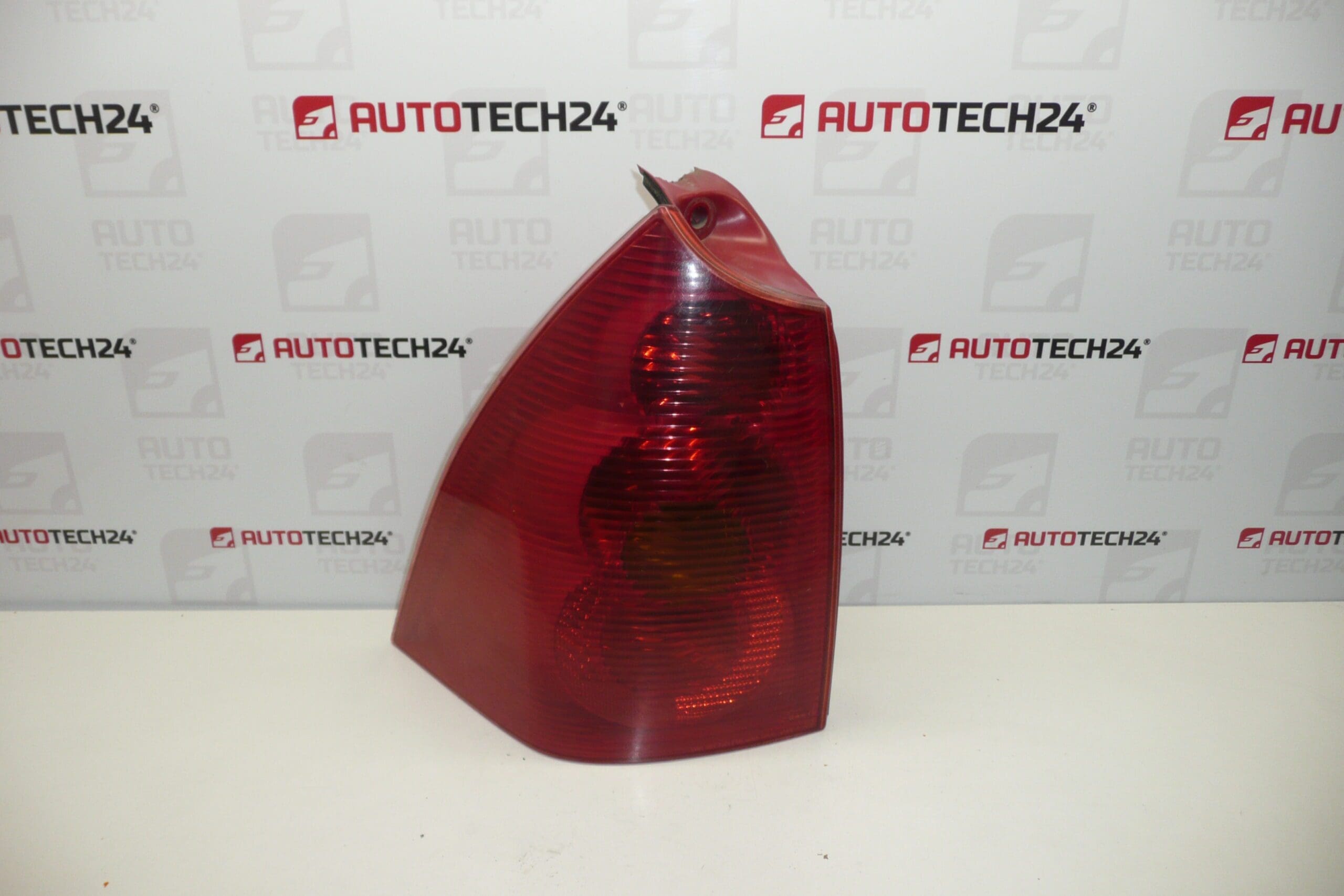 Lampa tylna lewa Peugeot 307 SW 6350Q6