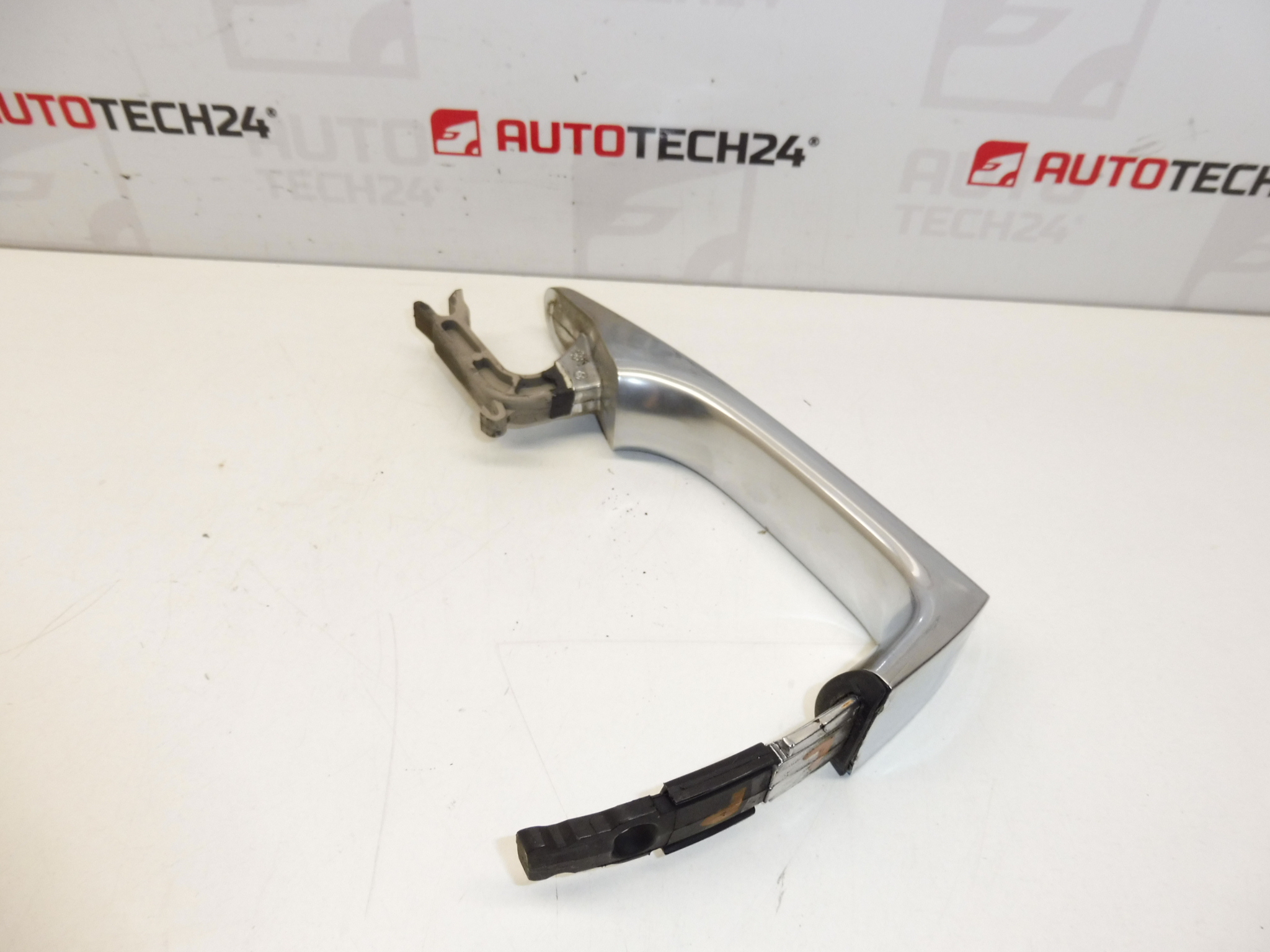 Klamka drzwi przednich Citroën Peugeot chrom 9101EF