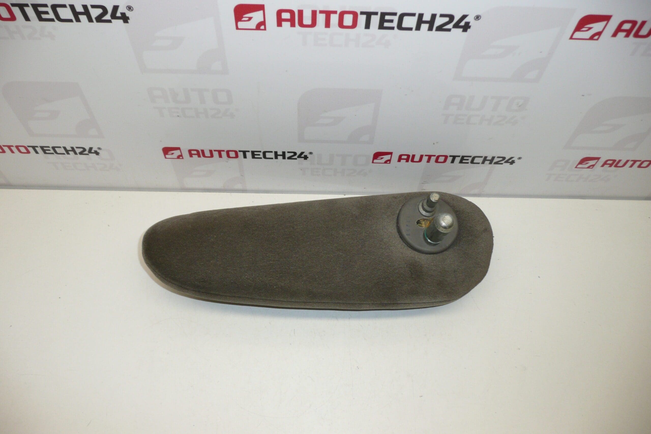 Podłokietnik Citroën Peugeot 8830Q4