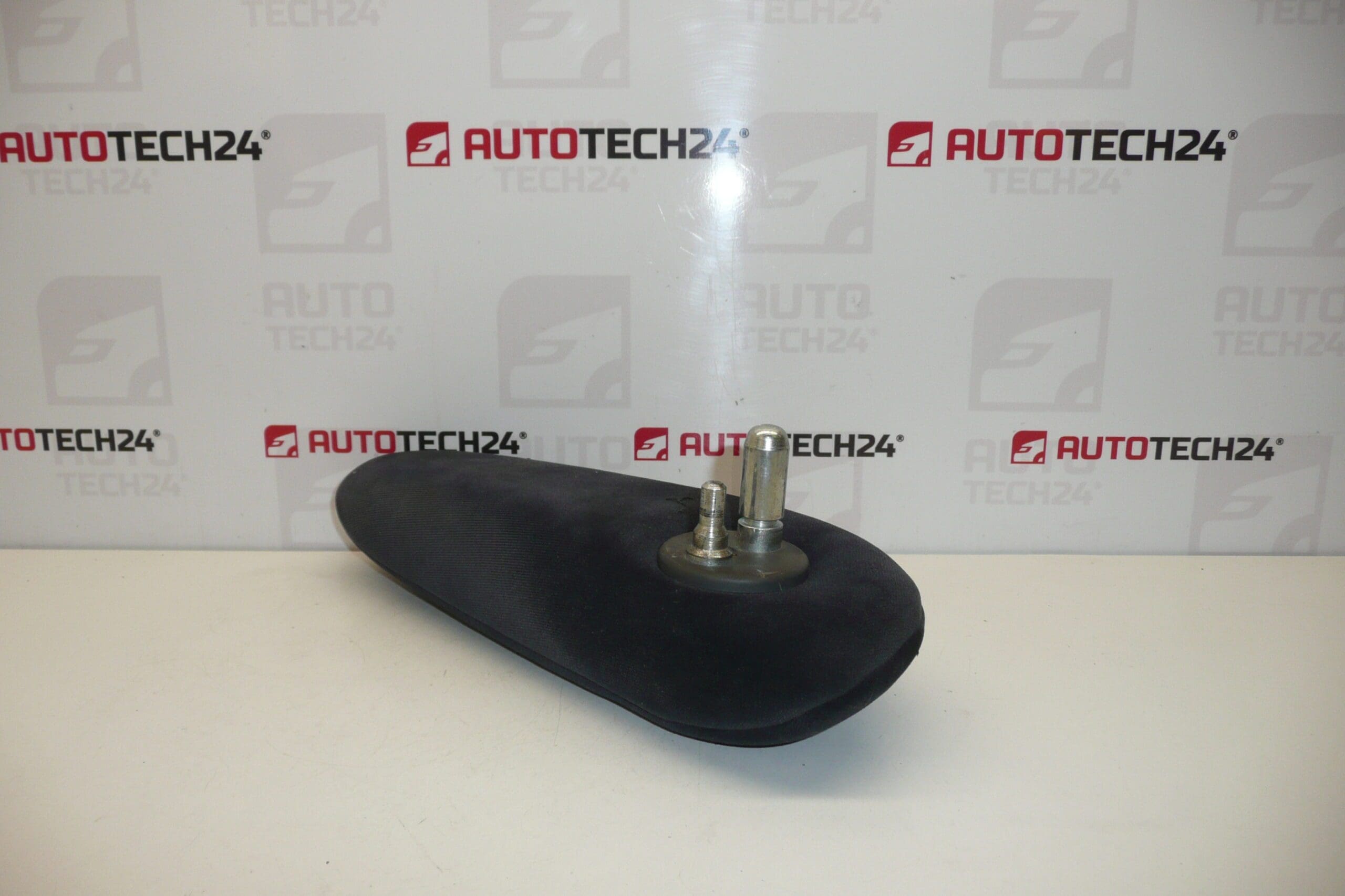 Podłokietnik prawy Citroën Peugeot 8830H2