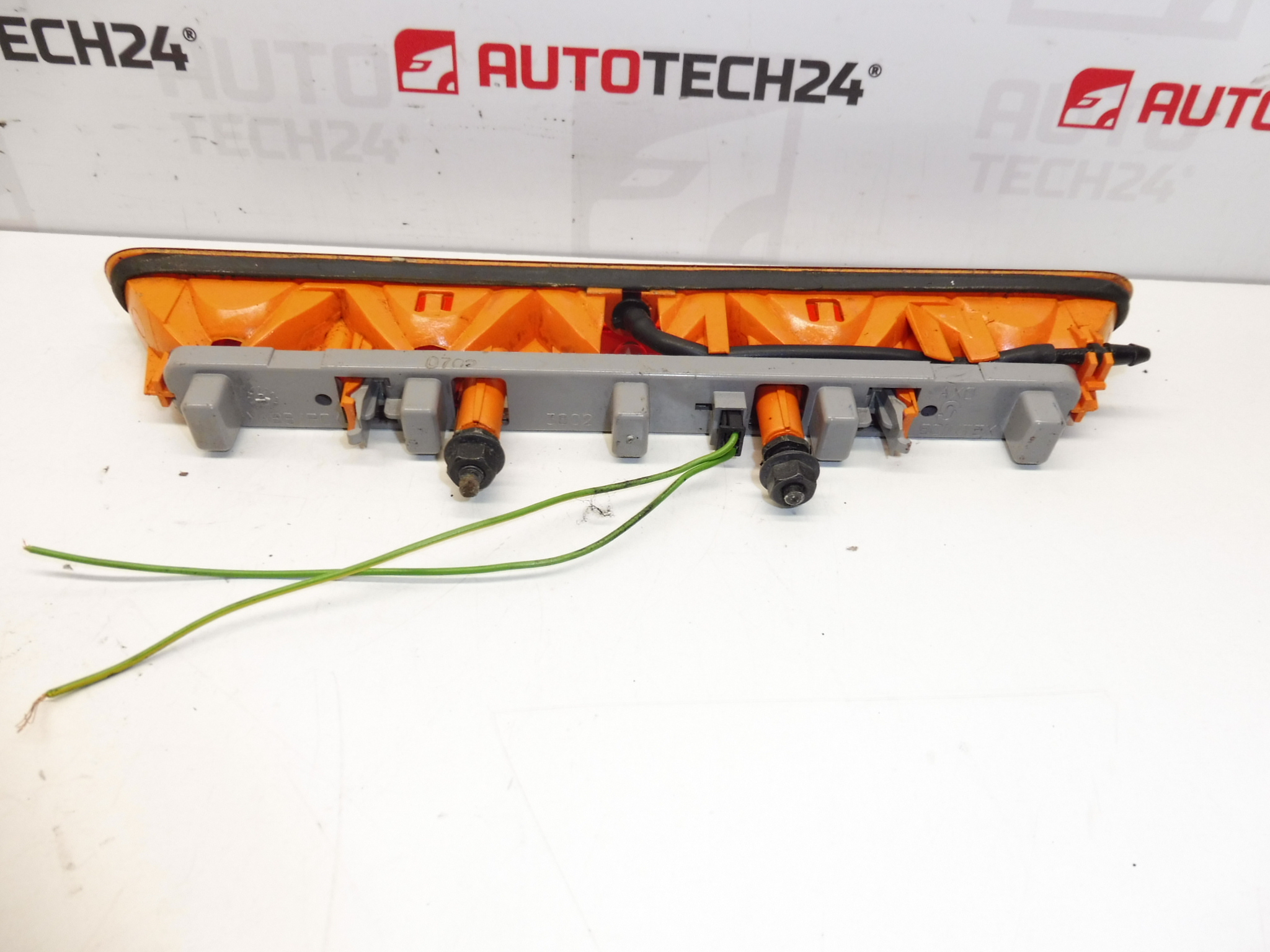 3.światło stop Peugeot 206 206+ 6350K5