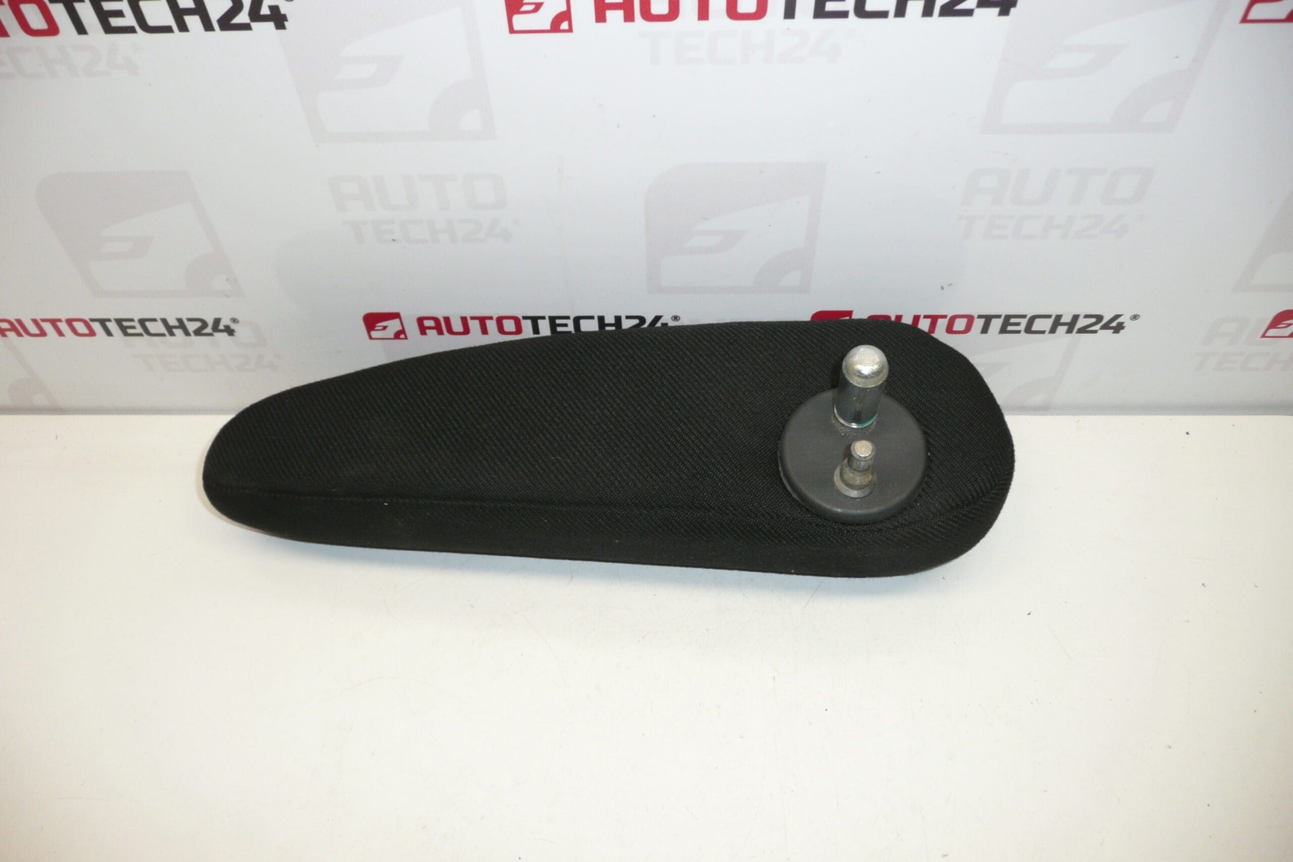 Prawy podłokietnik Citroën Peugeot 883004