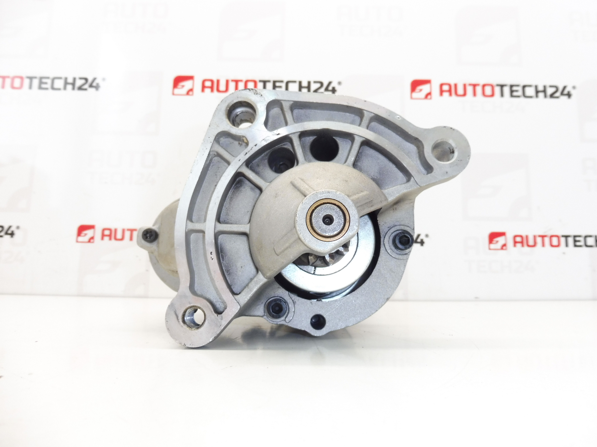 Rozrusznik Hella Citroën Peugeot 8EA011610441