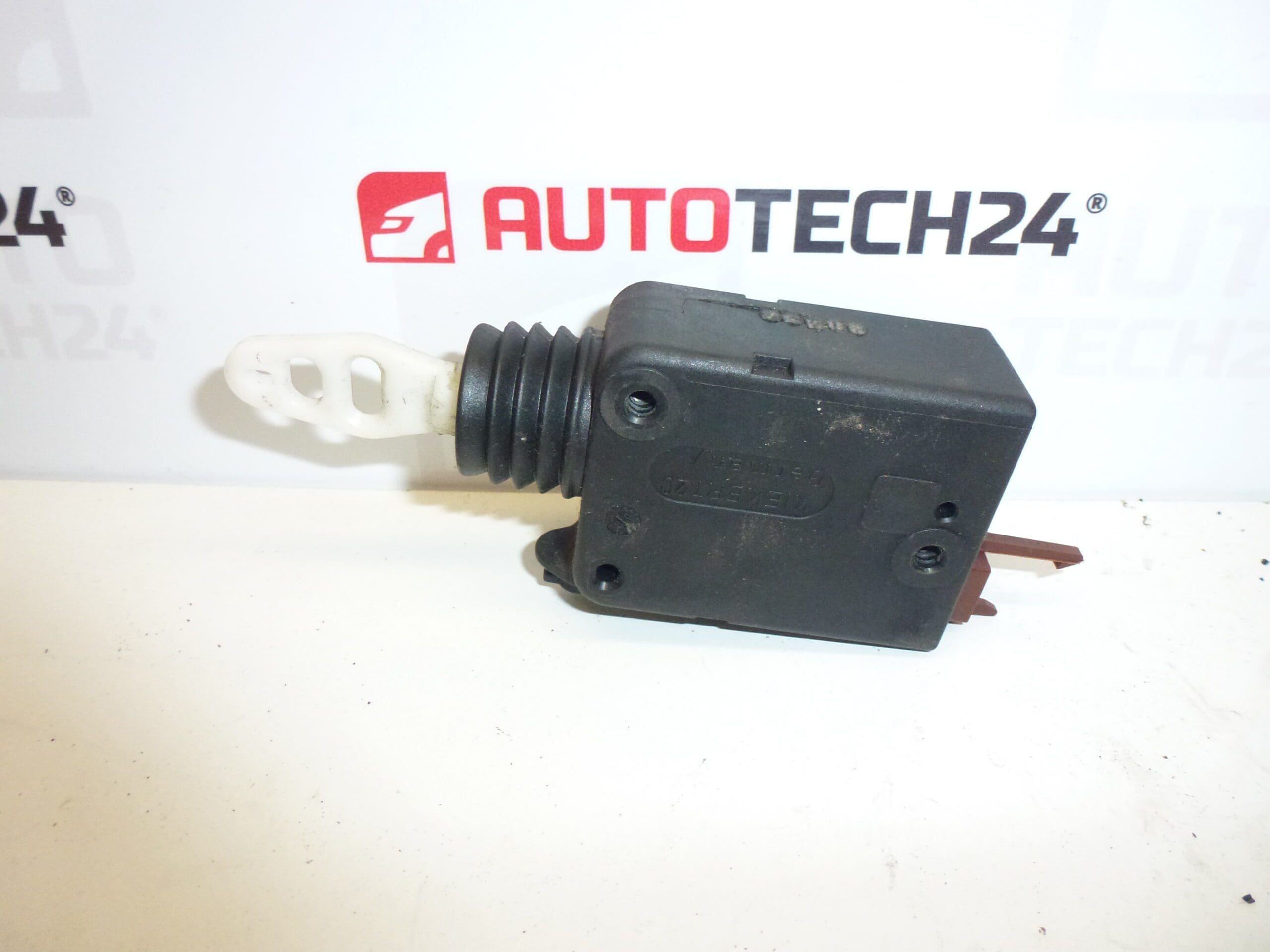 Silnik blokujący Citroën Peugeot 661503