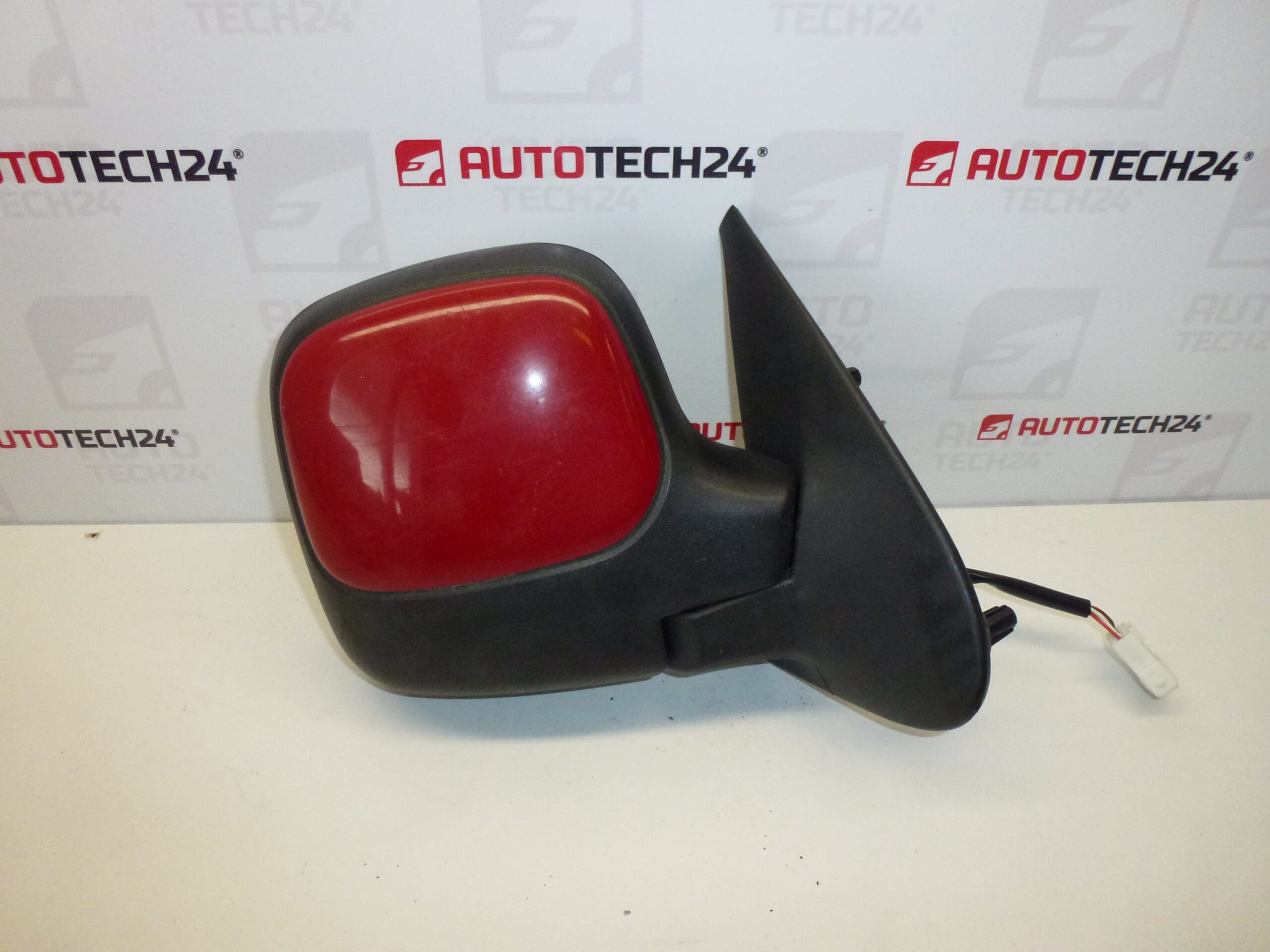 Lusterko prawe Citroën Berlingo II elektryczne 96366861XT 8153JN