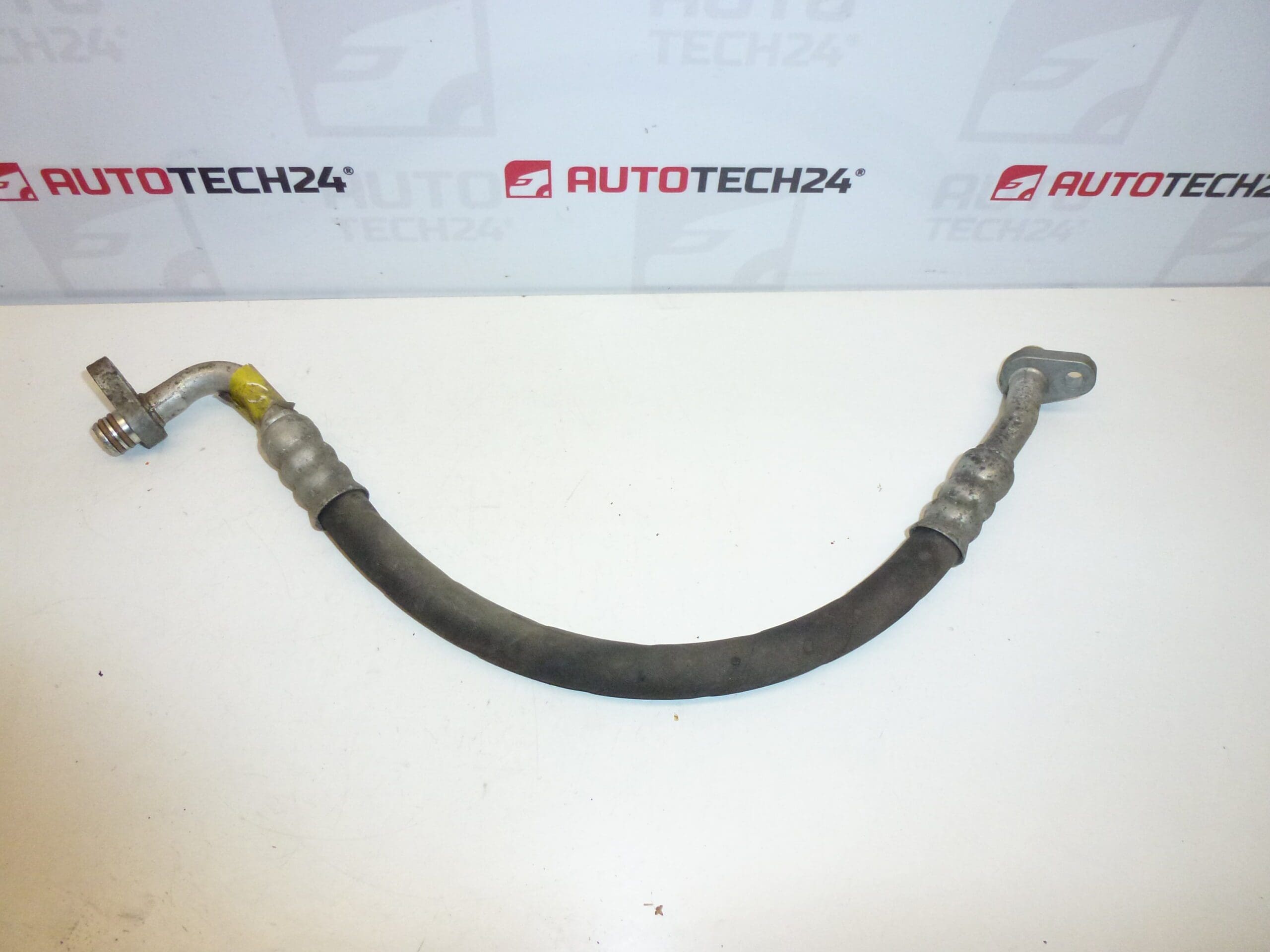 Przewód klimatyzacji Citroën C4 Peugeot 307 1.6 16V 6460CG