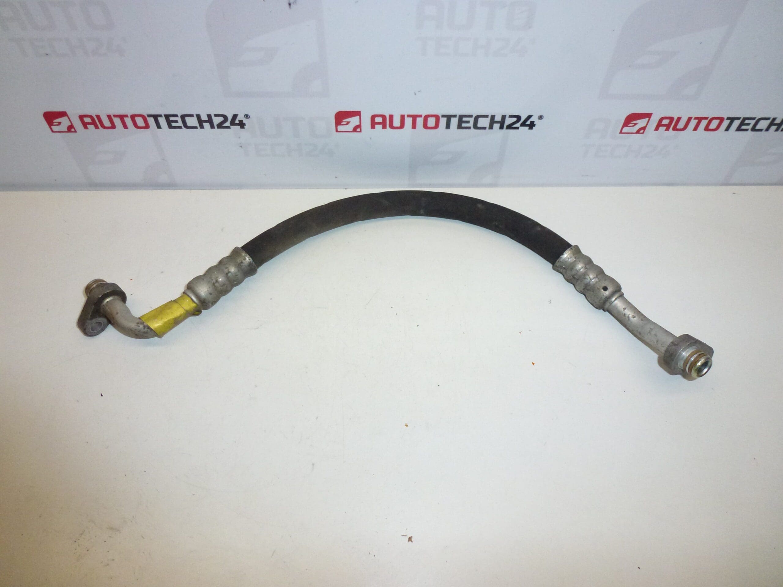 Przewód klimatyzacji Citroën C4 Peugeot 307 1.6 16V 6460CG