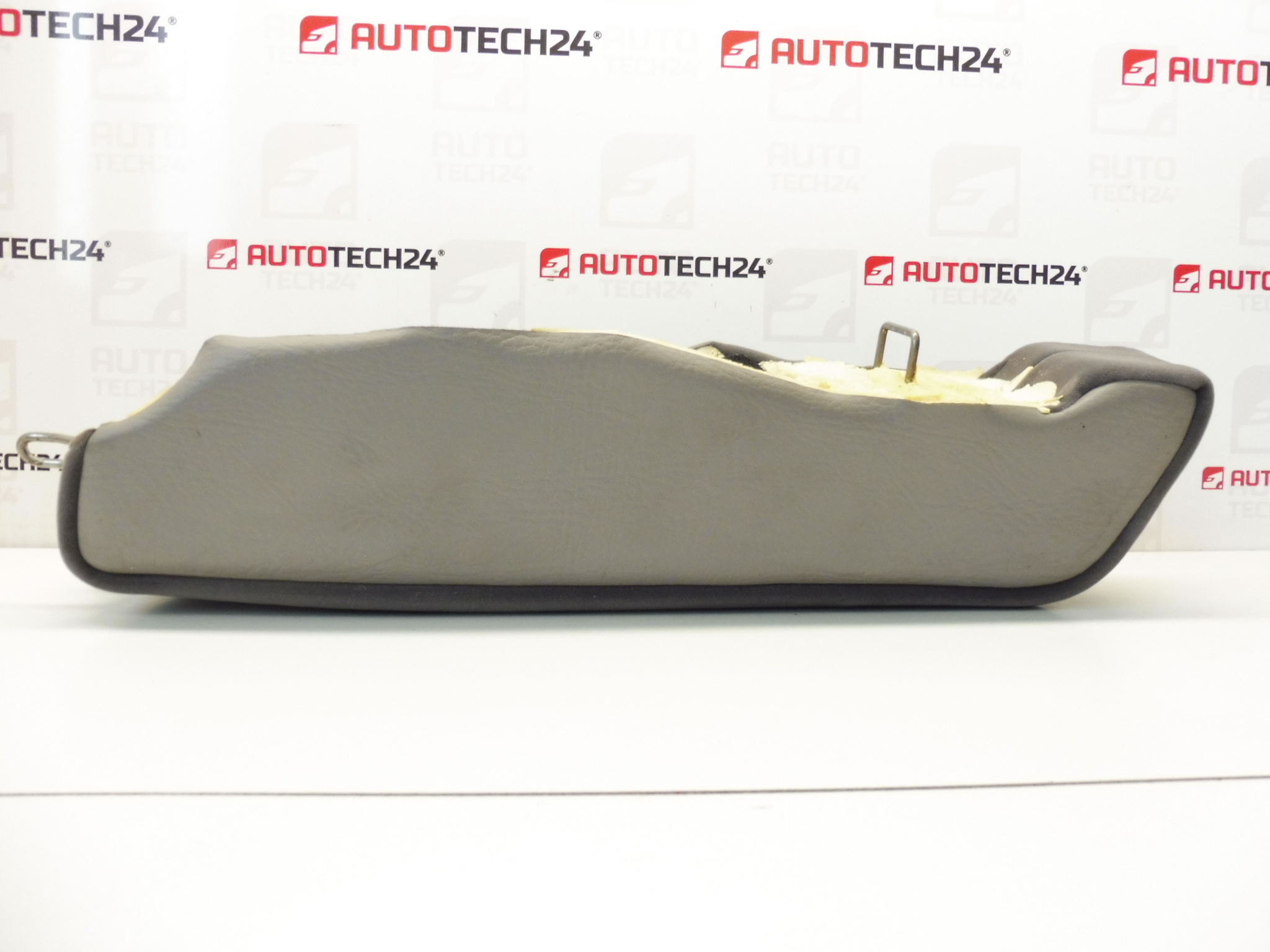 Peugeot 607 osłona poduszki tylnej lewej 8852D2