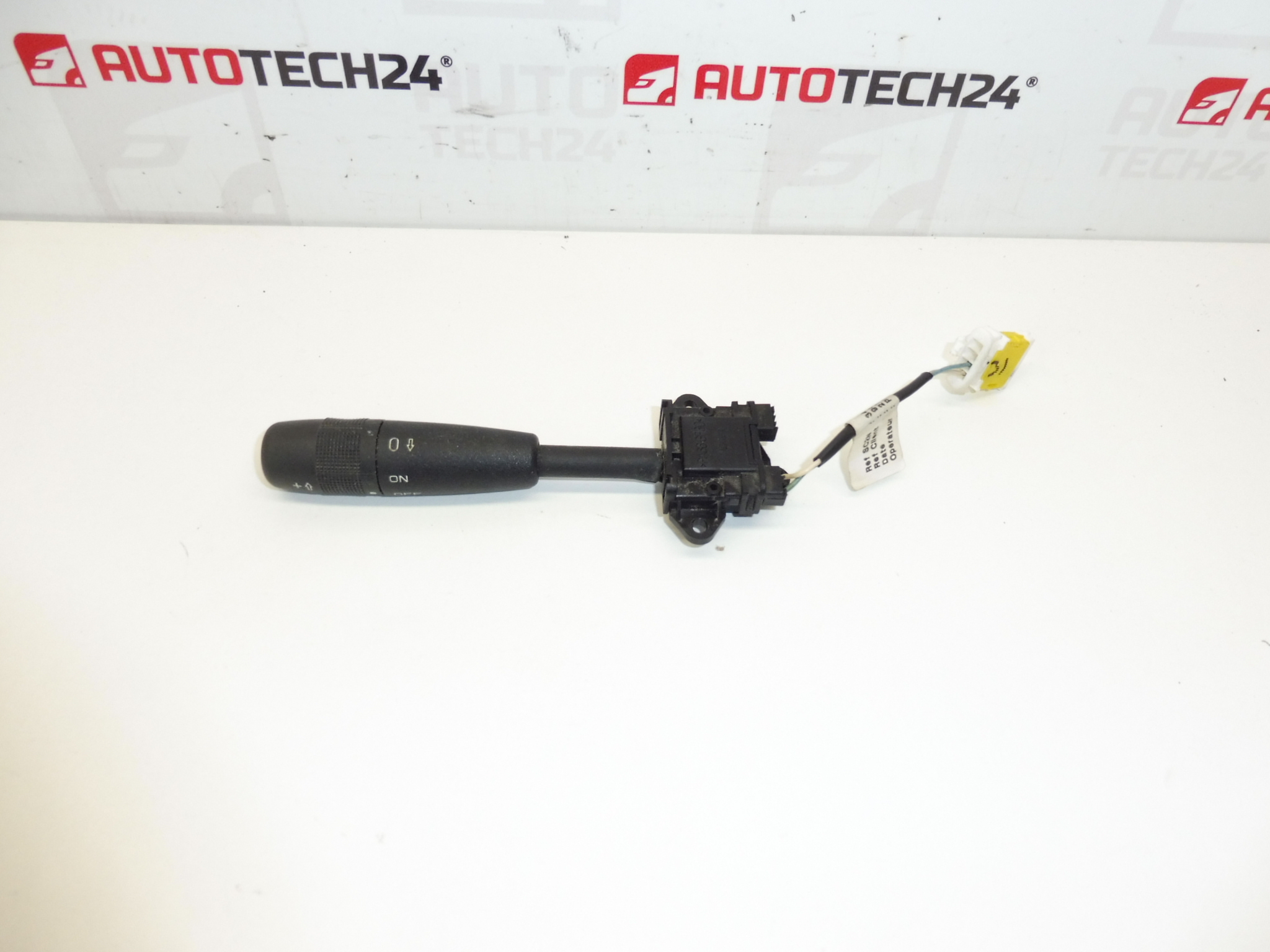 Sterownik tempomatu Citroën Peugeot 96318293ZL 6239K3