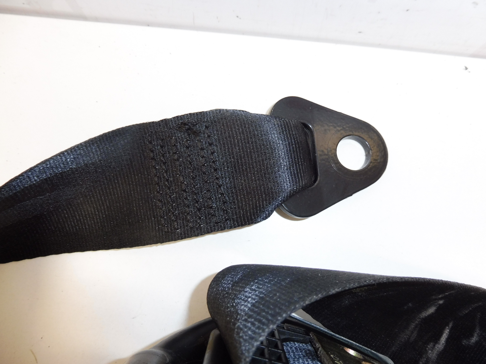 Pasek przedni prawy do Peugeota 607 96491282XX 8973ZR