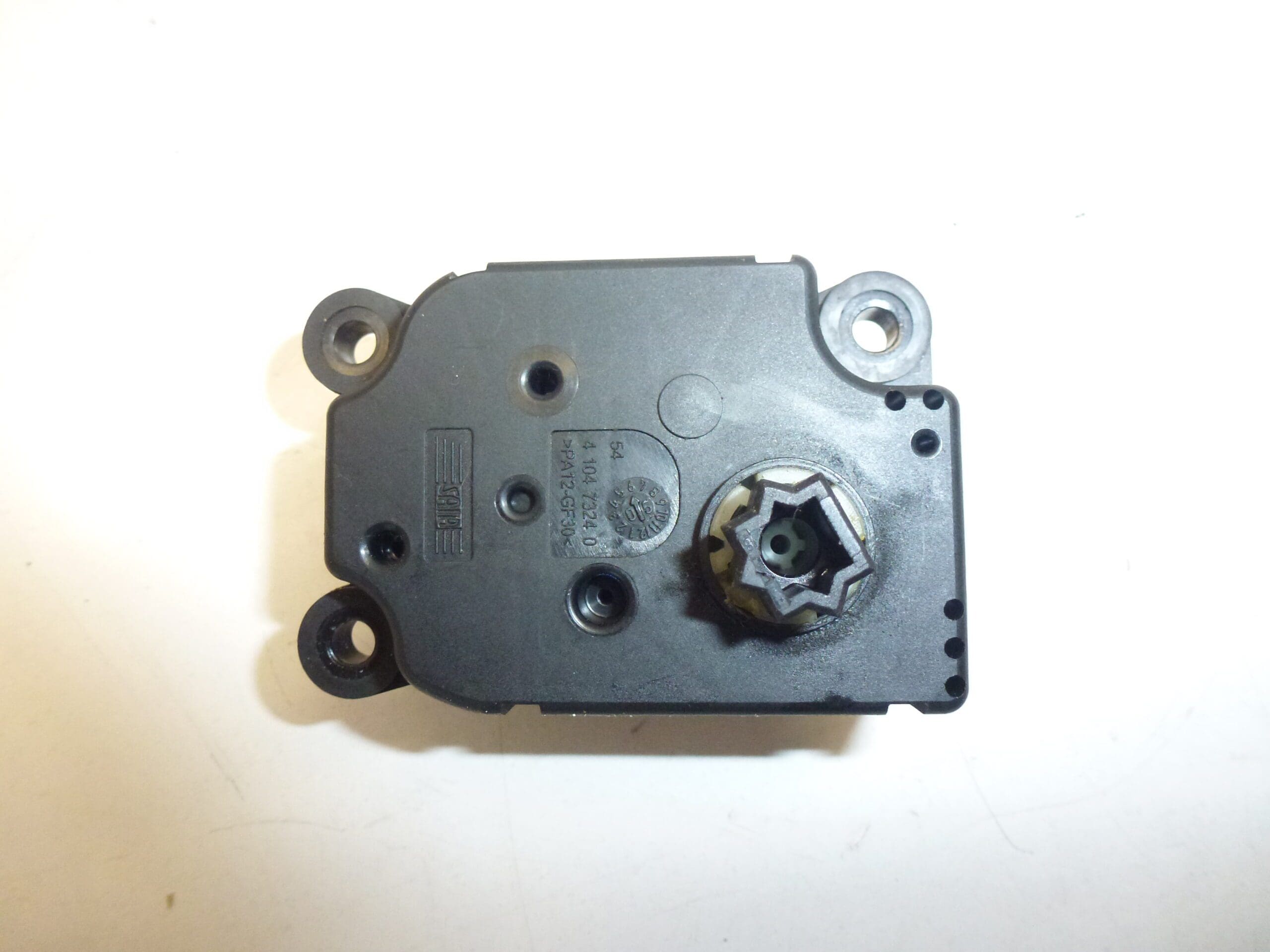 Serwo Citroën Peugeot 4puh-19e616-ab 6447RJ