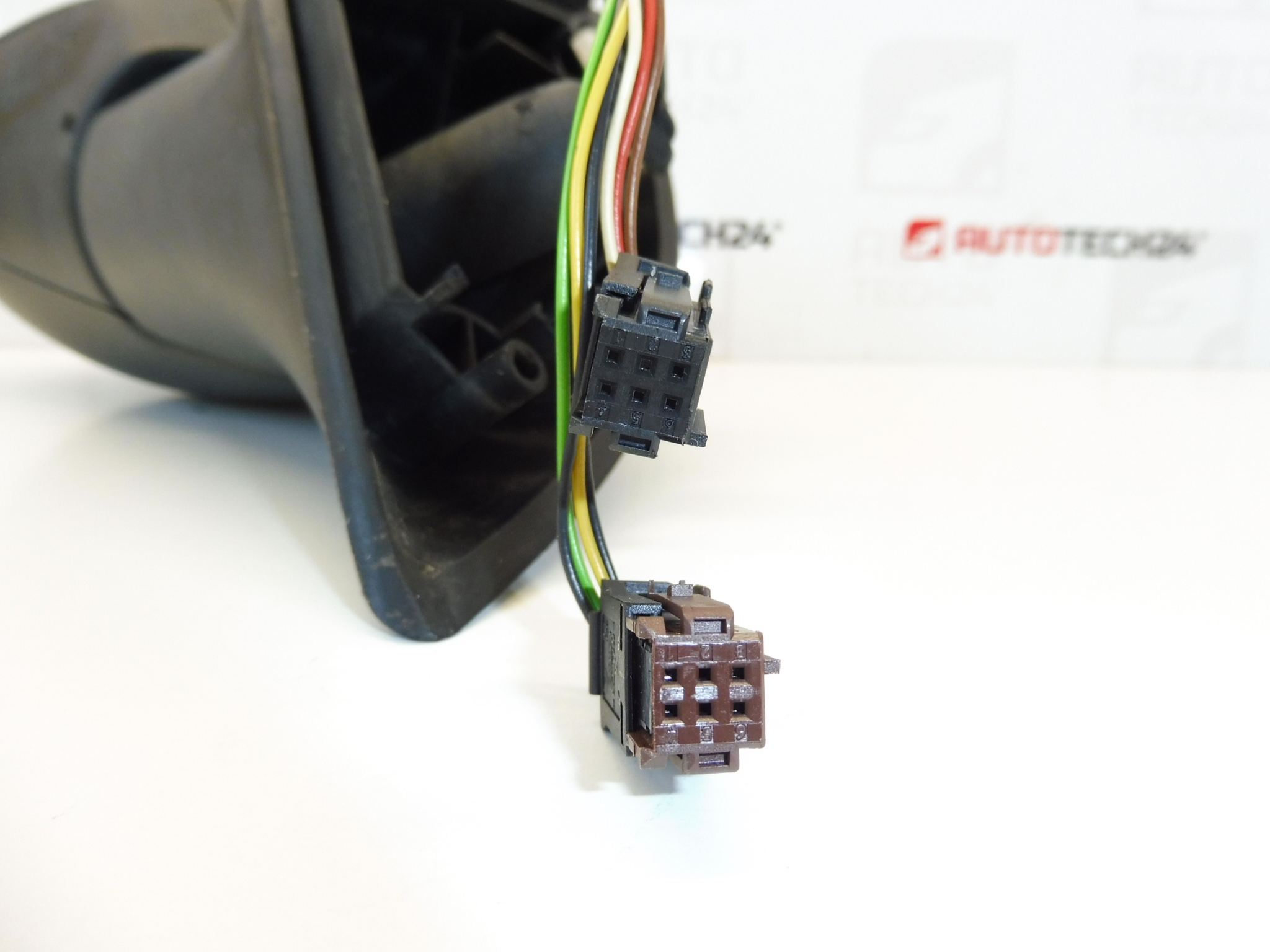 Lusterko wsteczne lewe Citroën C3 Pluriel 8149XC