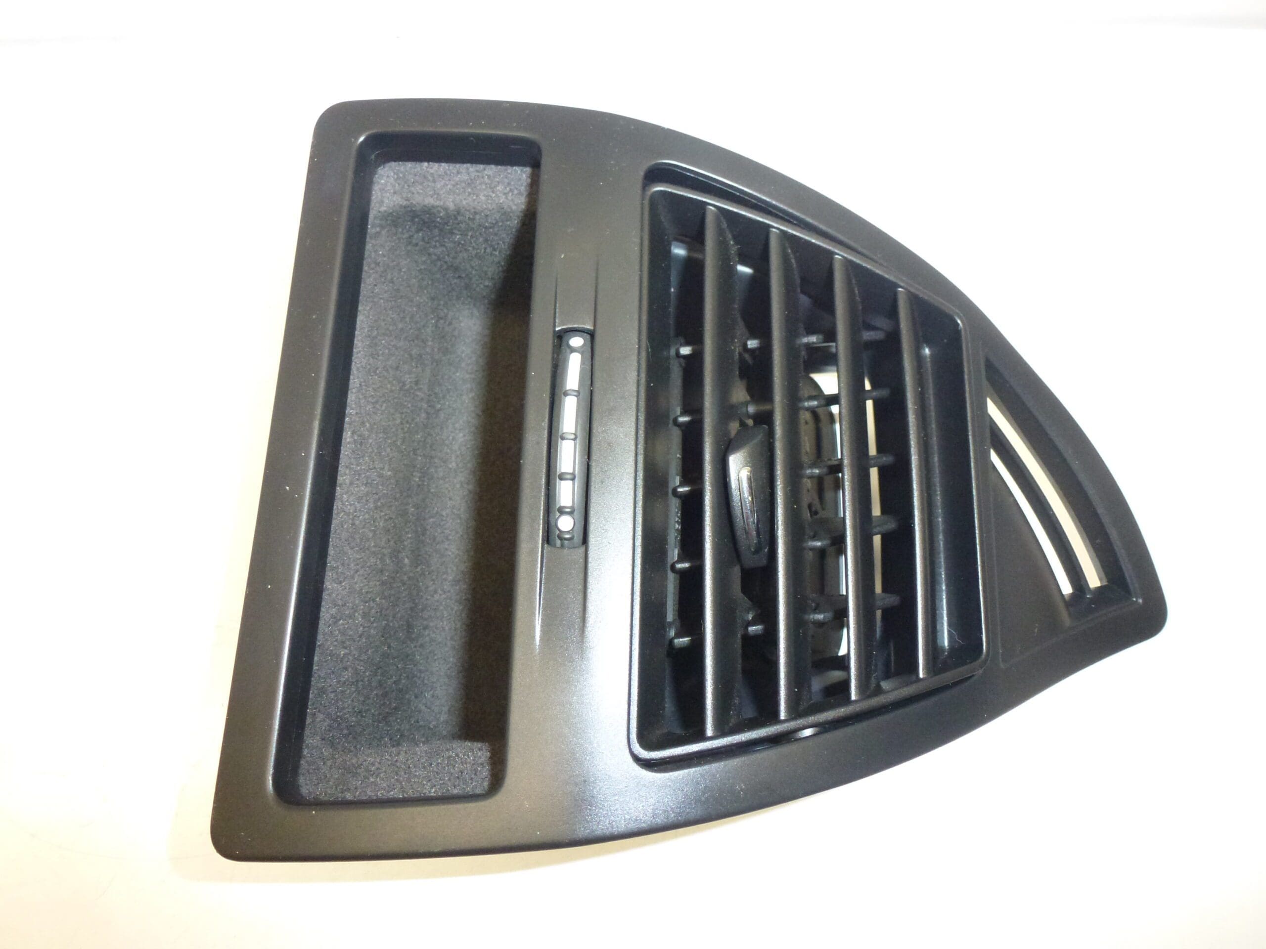 Odpowietrznik prawy Citroën C4 9649598677 9649598977