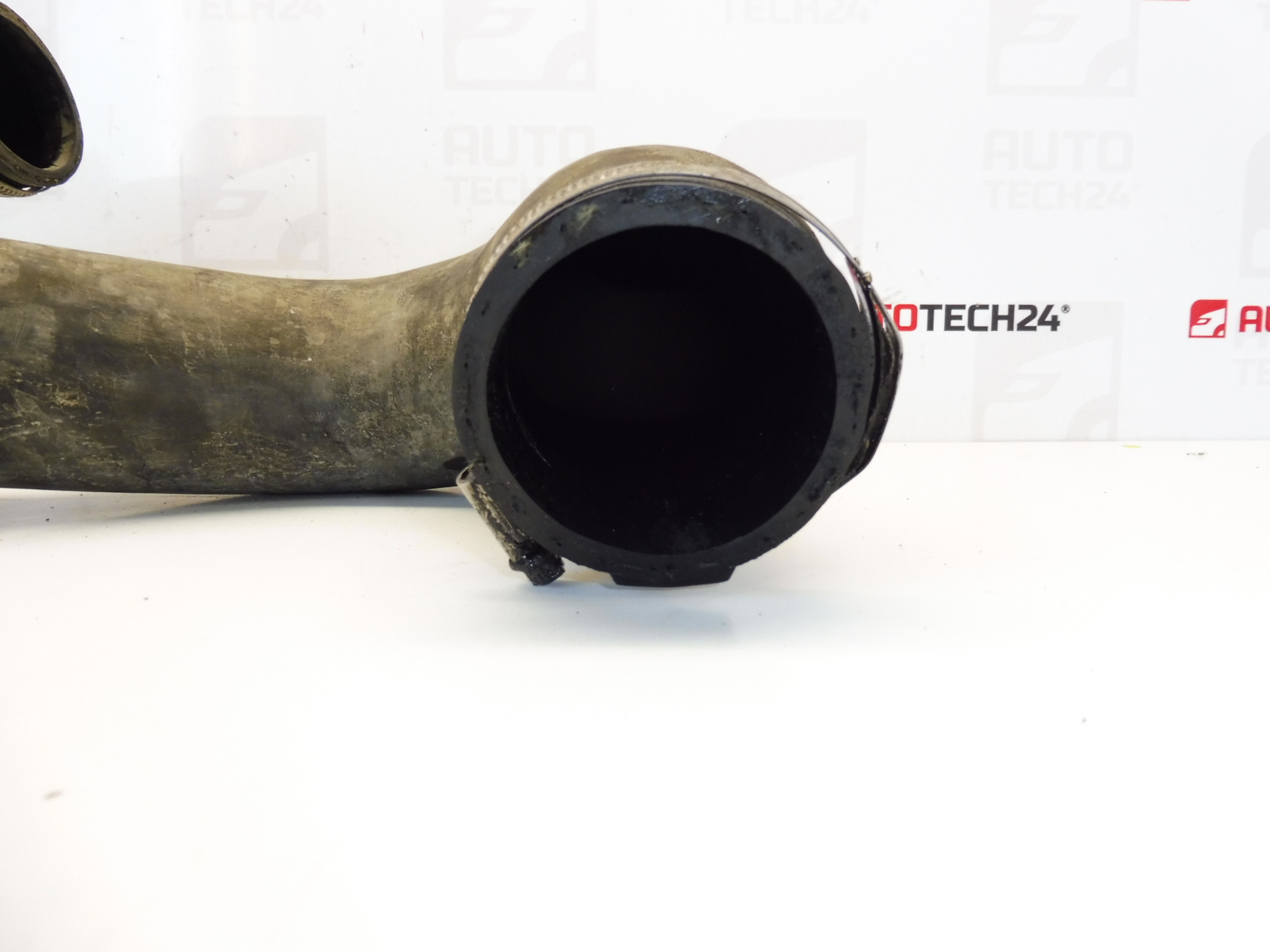 Przewód elastyczny Citroën Peugeot 2.2 HDI 0382FL