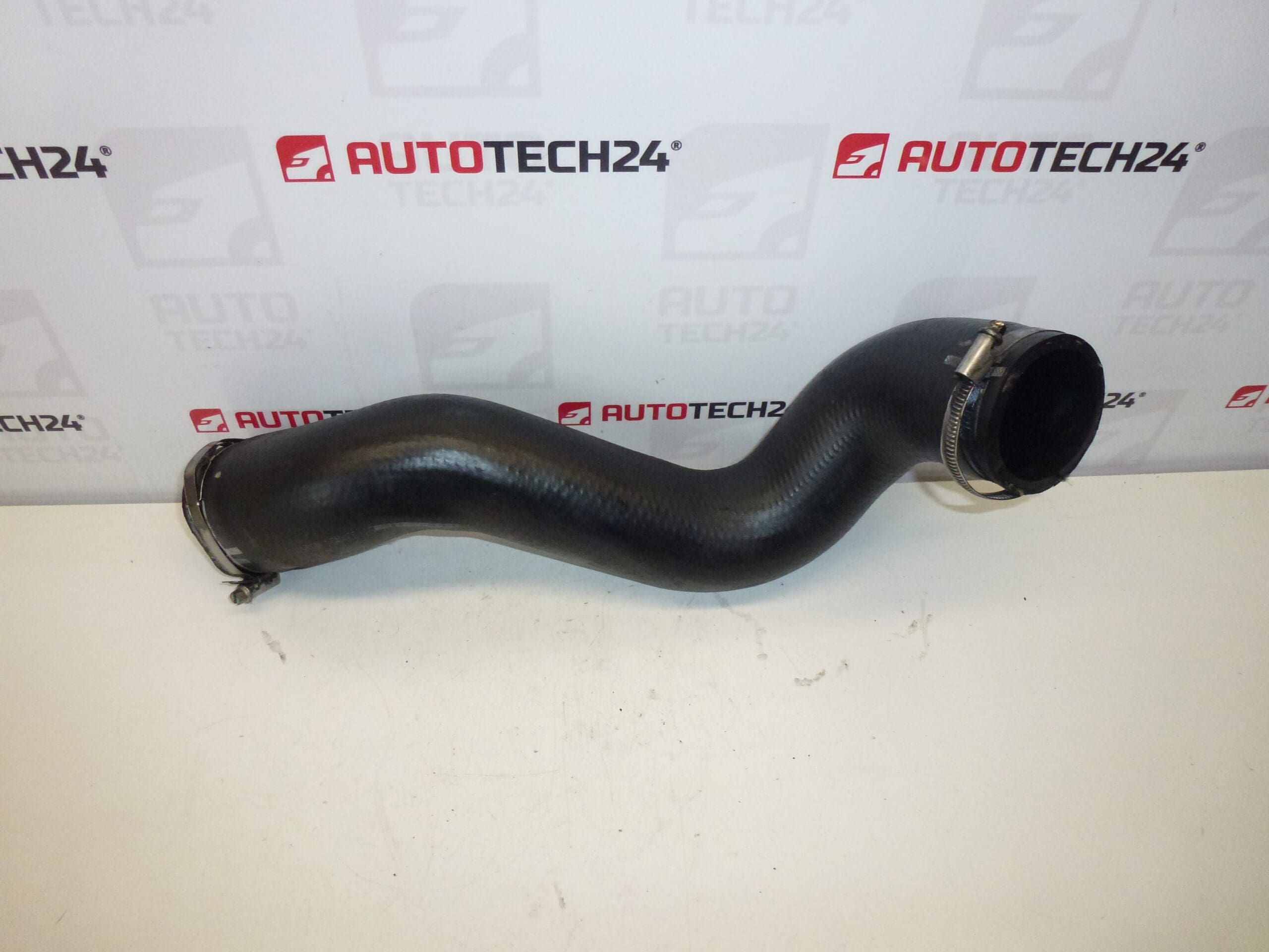 Wąż turbo Citroën Peugeot 2.2 HDI 0382S2
