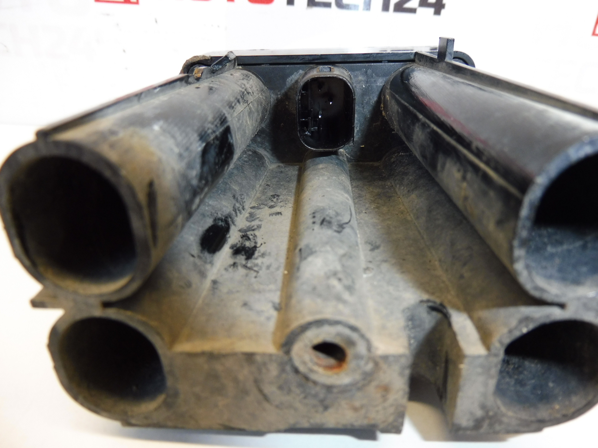 Czujnik AFIL 5 Citroën Peugeot 9663116580 6590W1