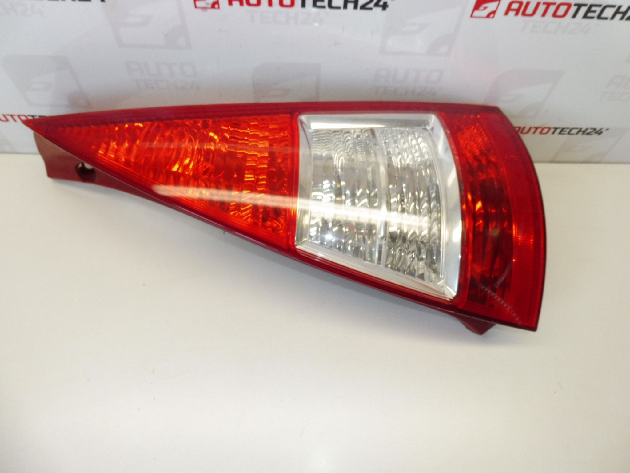 Lampa tylna prawa Citroën C3 od 2005 6351X5