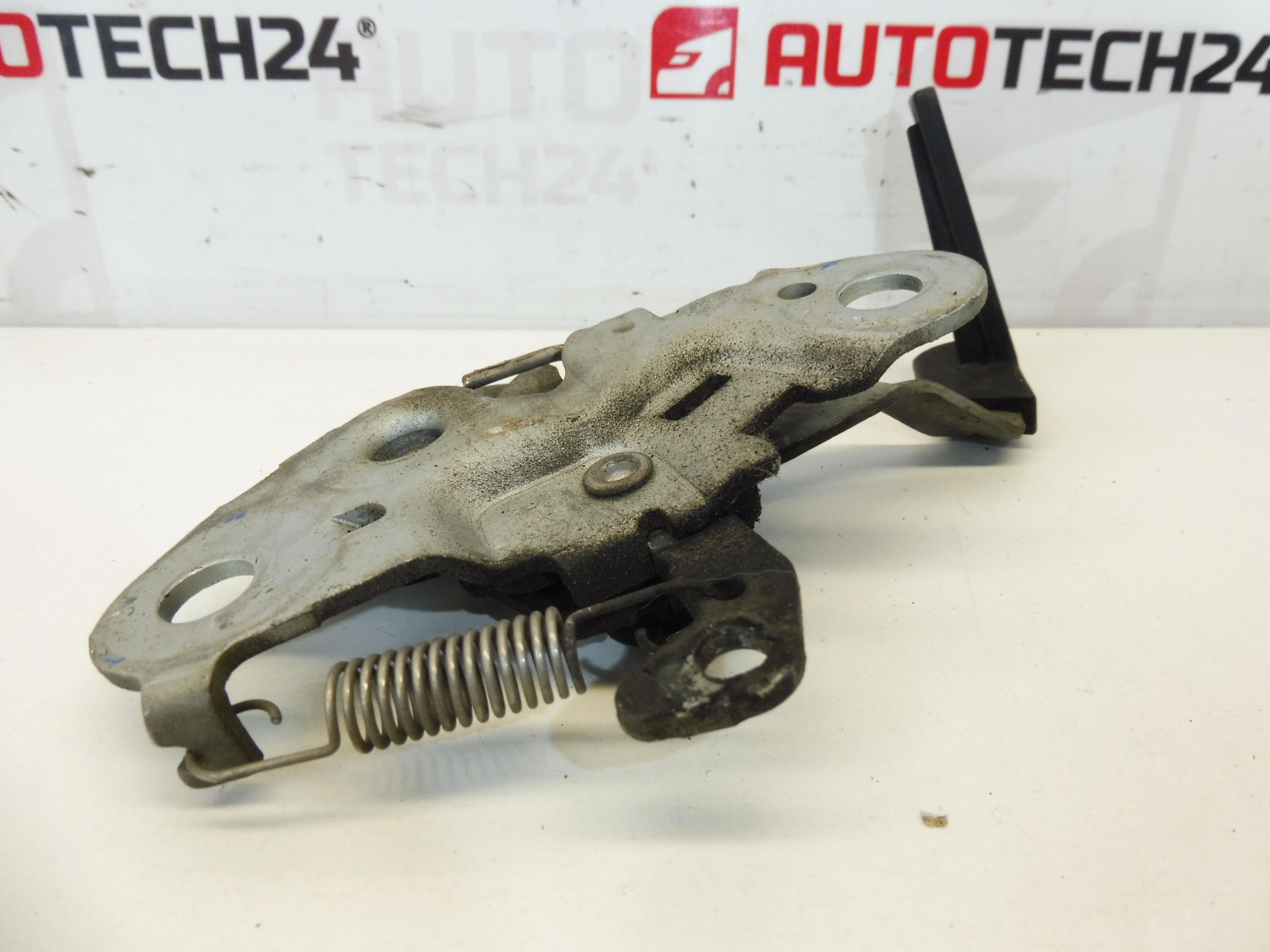 Zamek maski Citroën C3 od 2005 793482