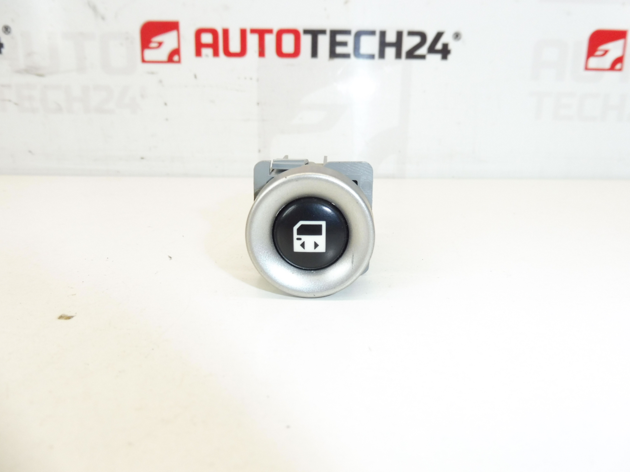 Siłownik drzwi tylnych Citroën C8 Peugeot 807 1488929077 6554N1