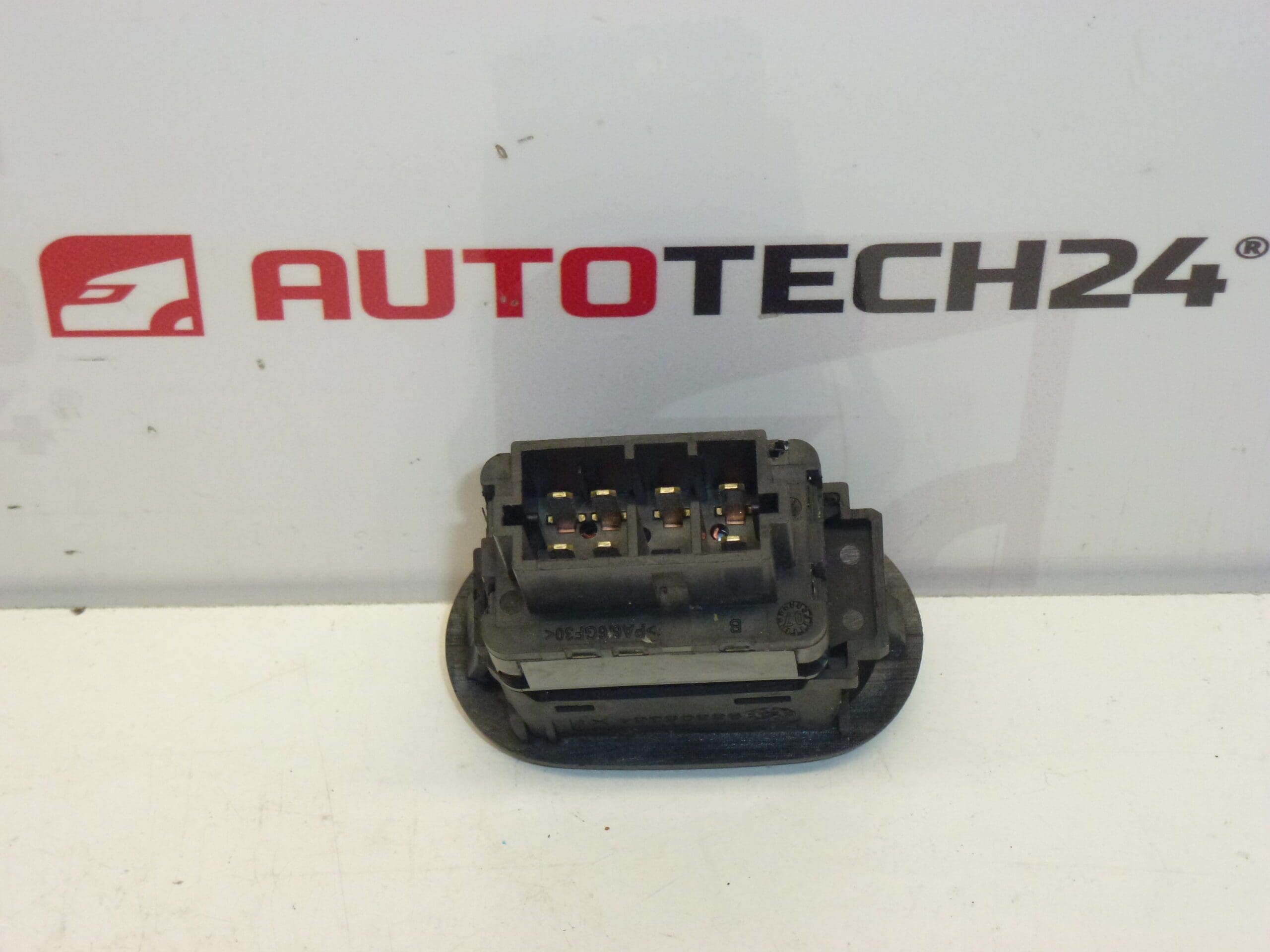 Citroën C2 C3 Sterowanie szybą 96605364XT 6554QX