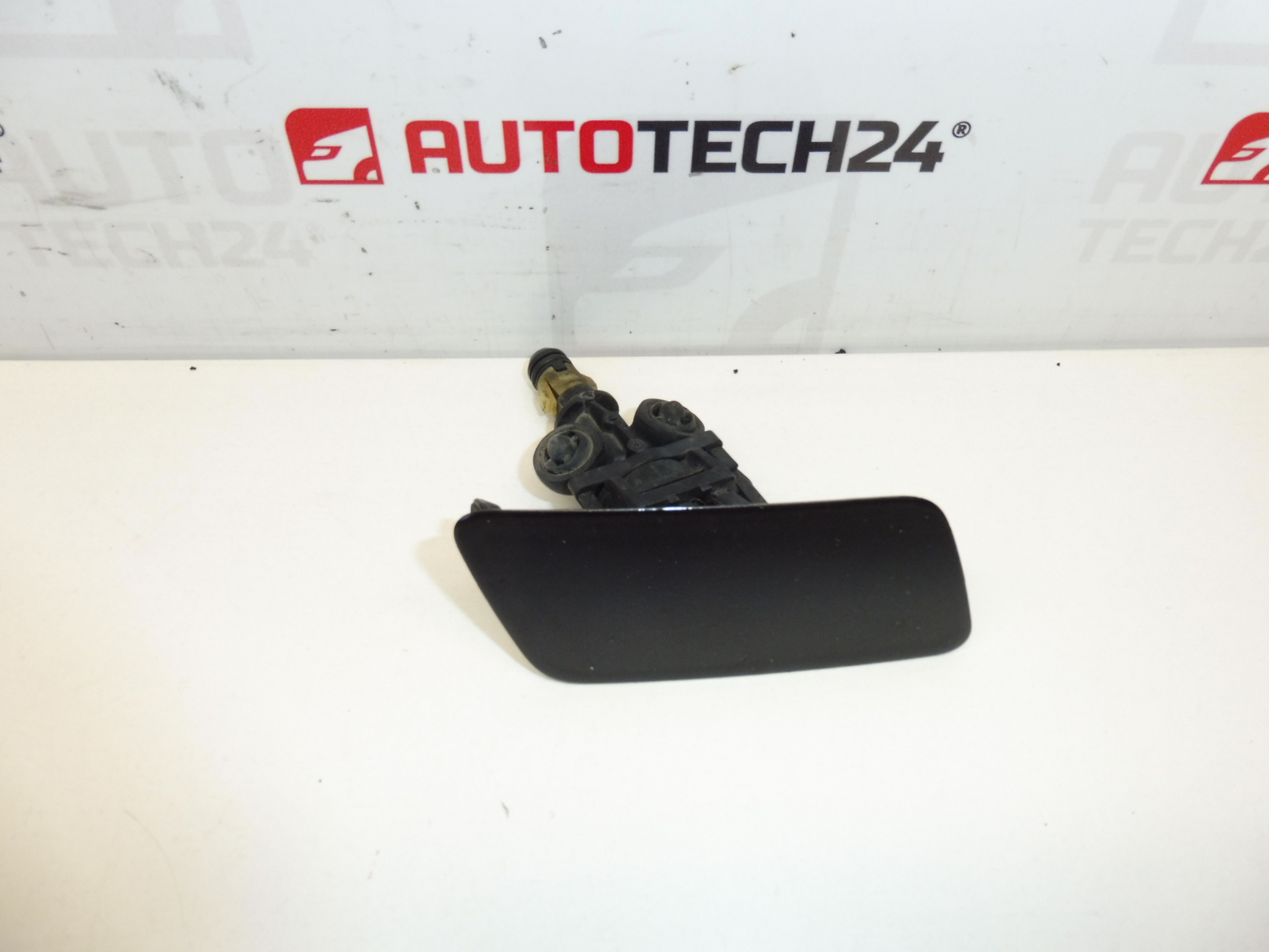 Dysza + nasadka spryskiwacza prawego reflektora EXLD Citroën C5 II 6438P5 7414JC