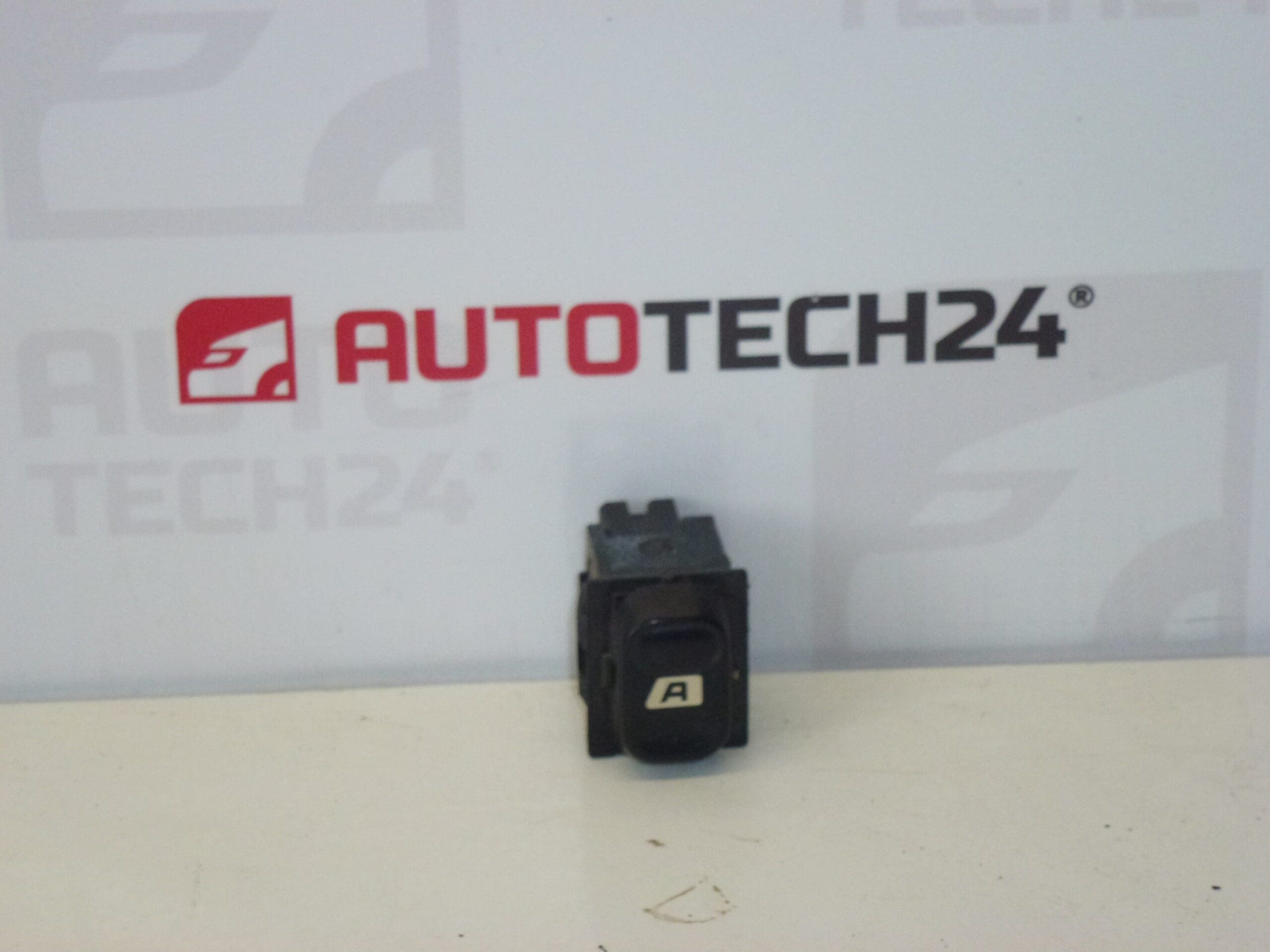 Sterowanie szybami Citroën Peugeot 6552NW