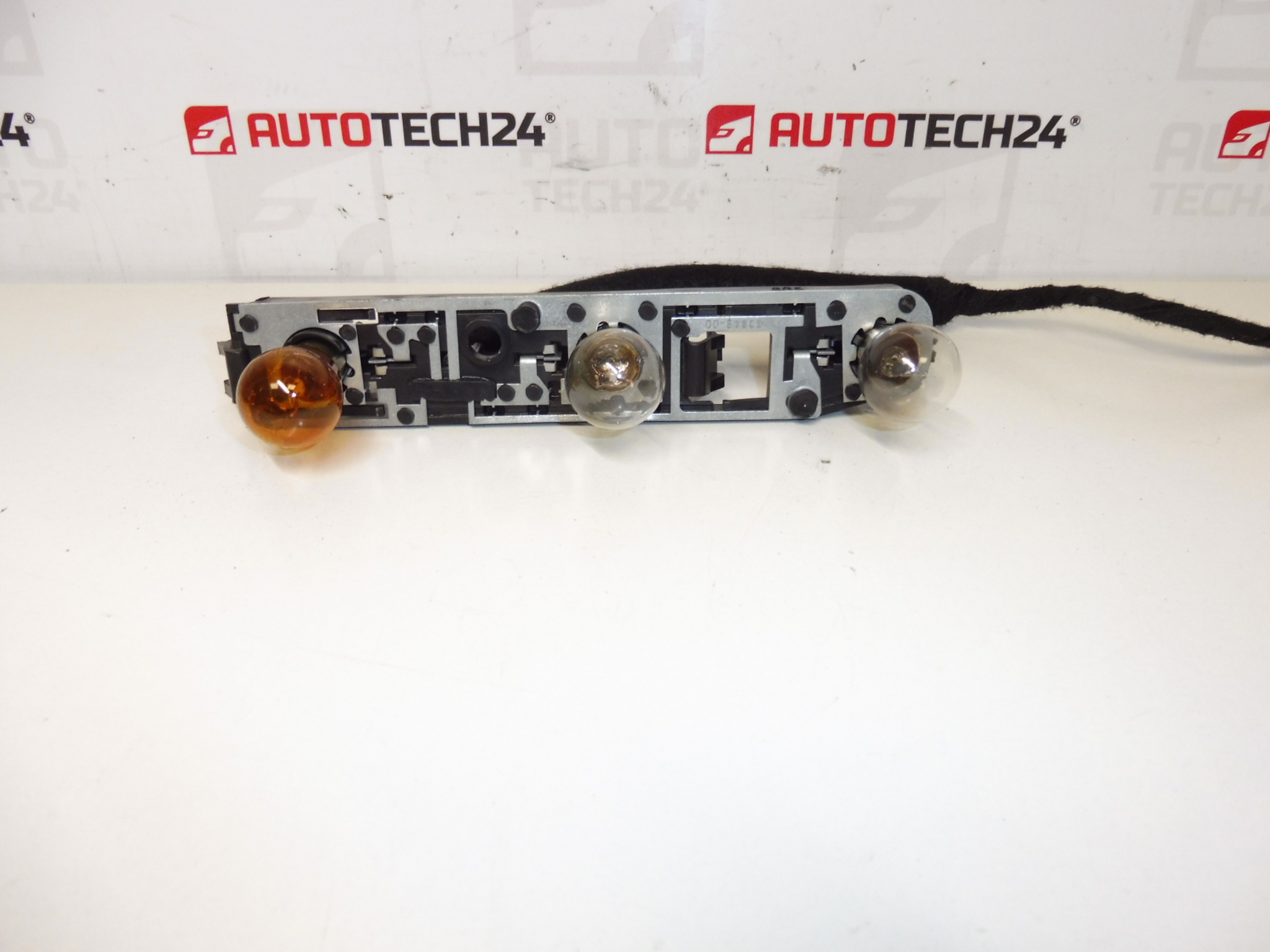 Oprawka lampy tylna prawa Citroën C4 GRAND Picasso 6351AC