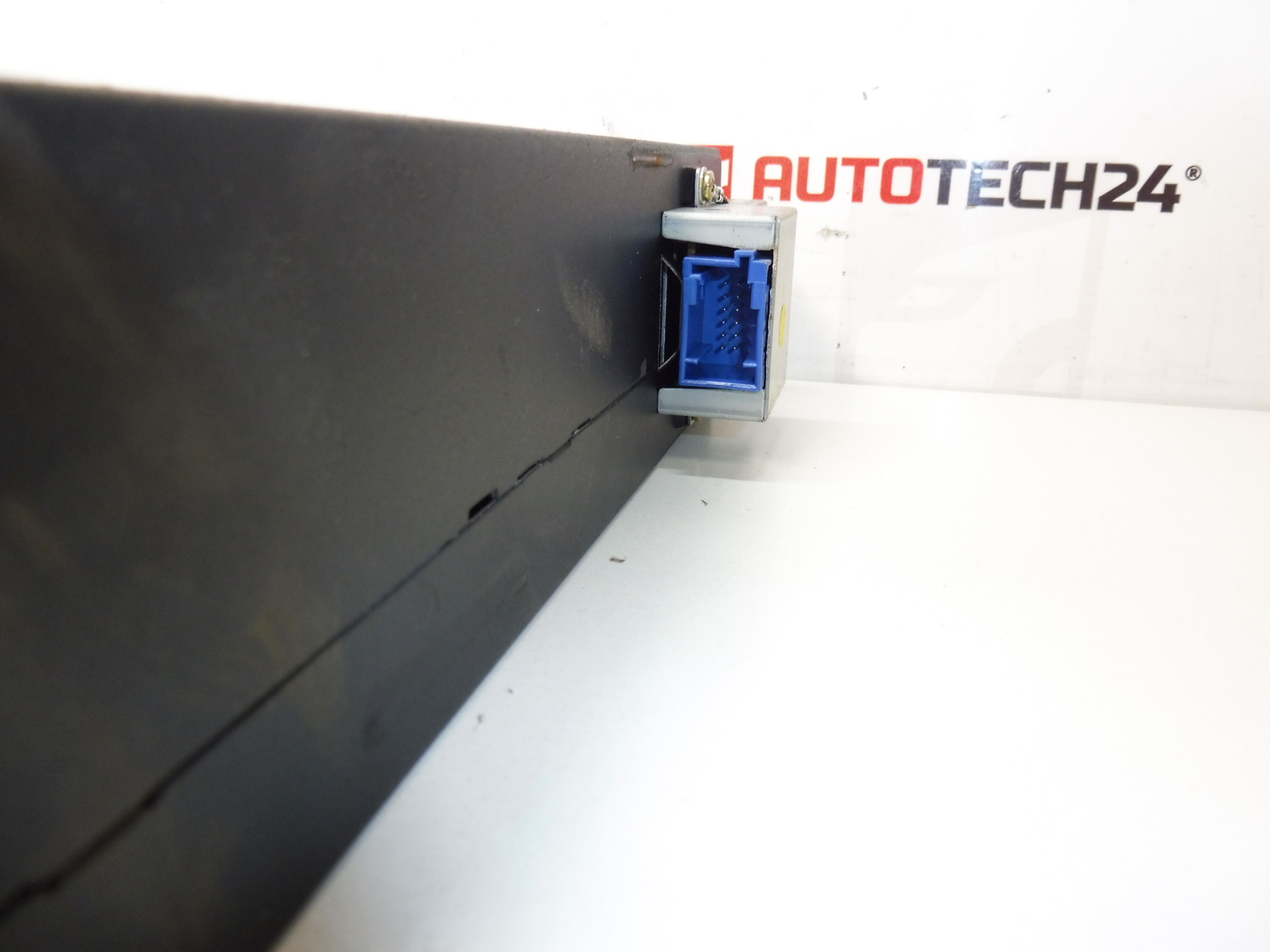 Zmieniarka CD Citroën Peugeot 9643884680