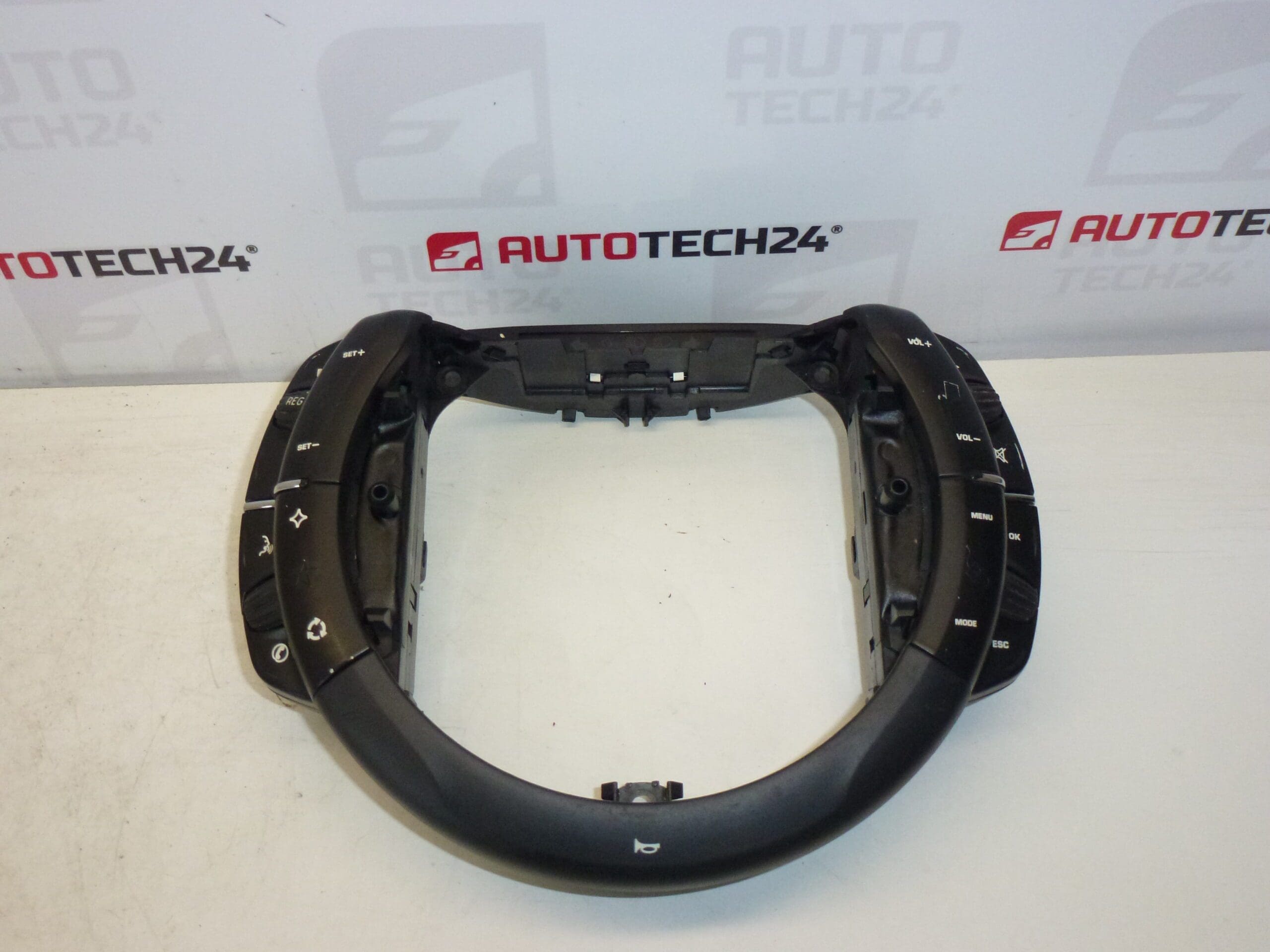 Sterowanie kierownicą Citroën C4 96624939XT 6242N5