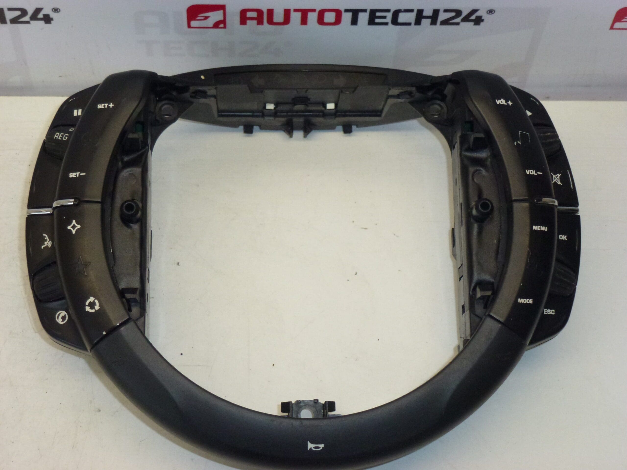 Sterowanie kierownicą Citroën C4 96624939XT 6242N5