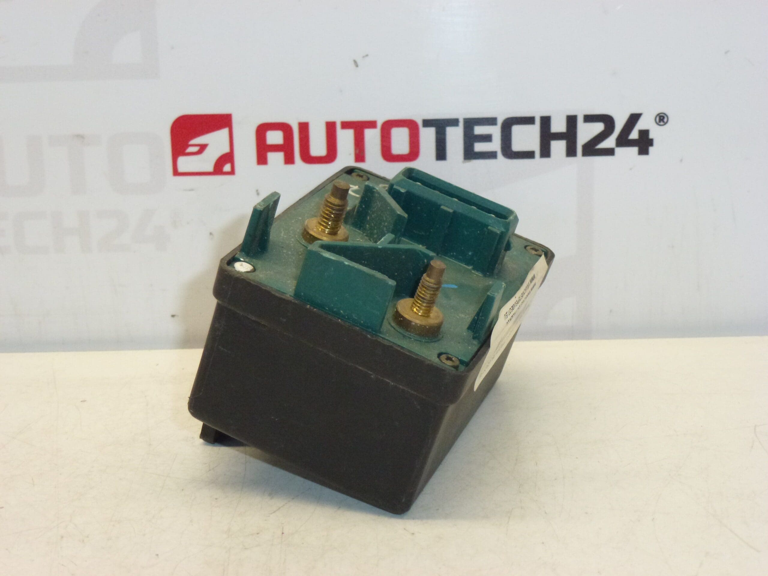 Przekaźnik żarowy NAGARES Citroën Peugeot 9619039780