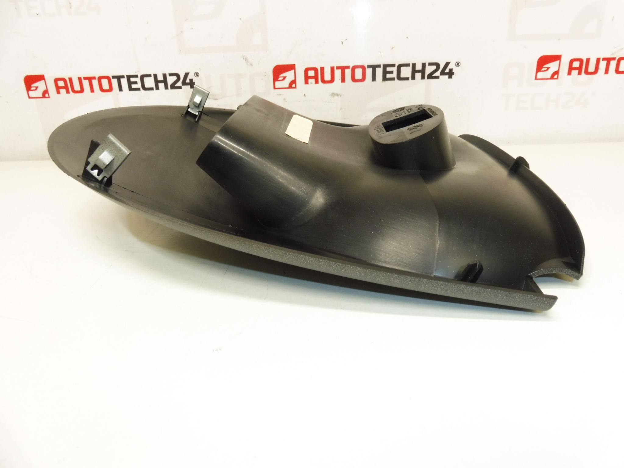 Panel deski rozdzielczej Peugeot 206 9637385877 8203YQ