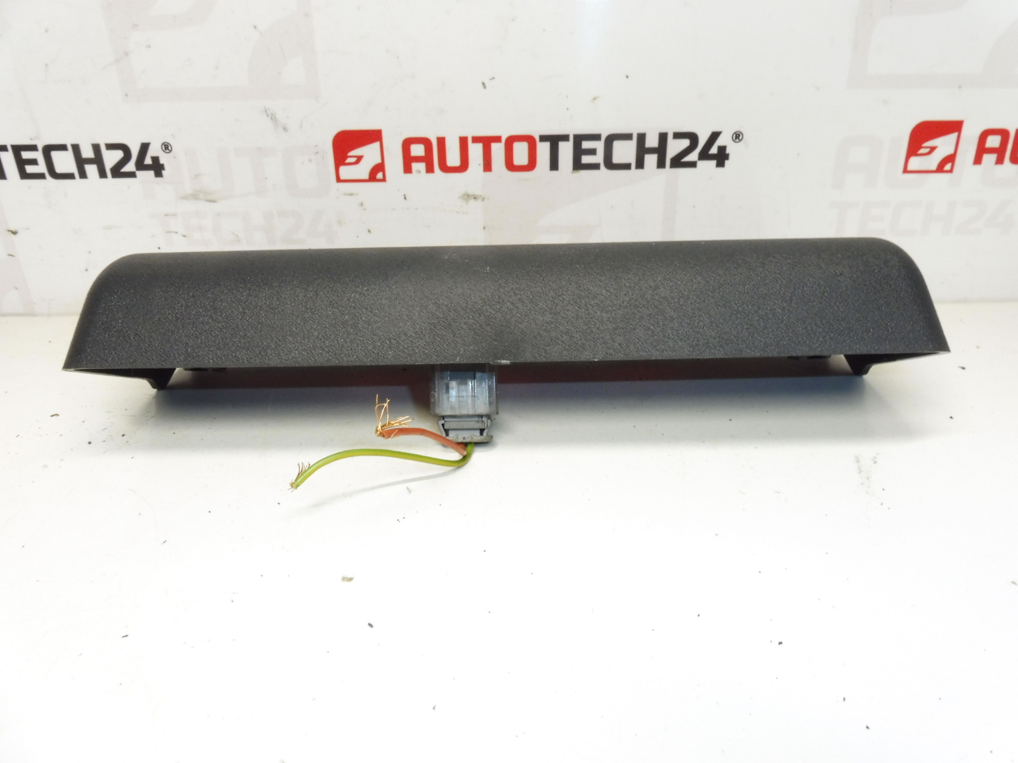 3. światło stop Citroën C2 6351S6