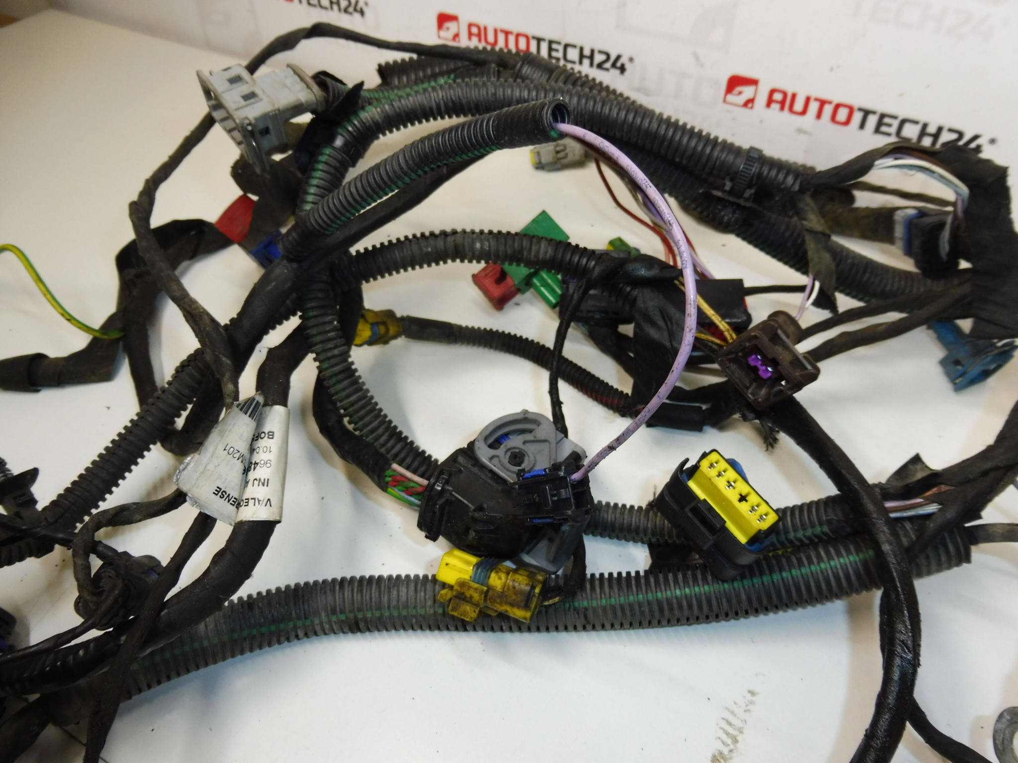 Wiązka przewodów Citroën Peugeot 1.6 16V NFU 9648519680 6558LT