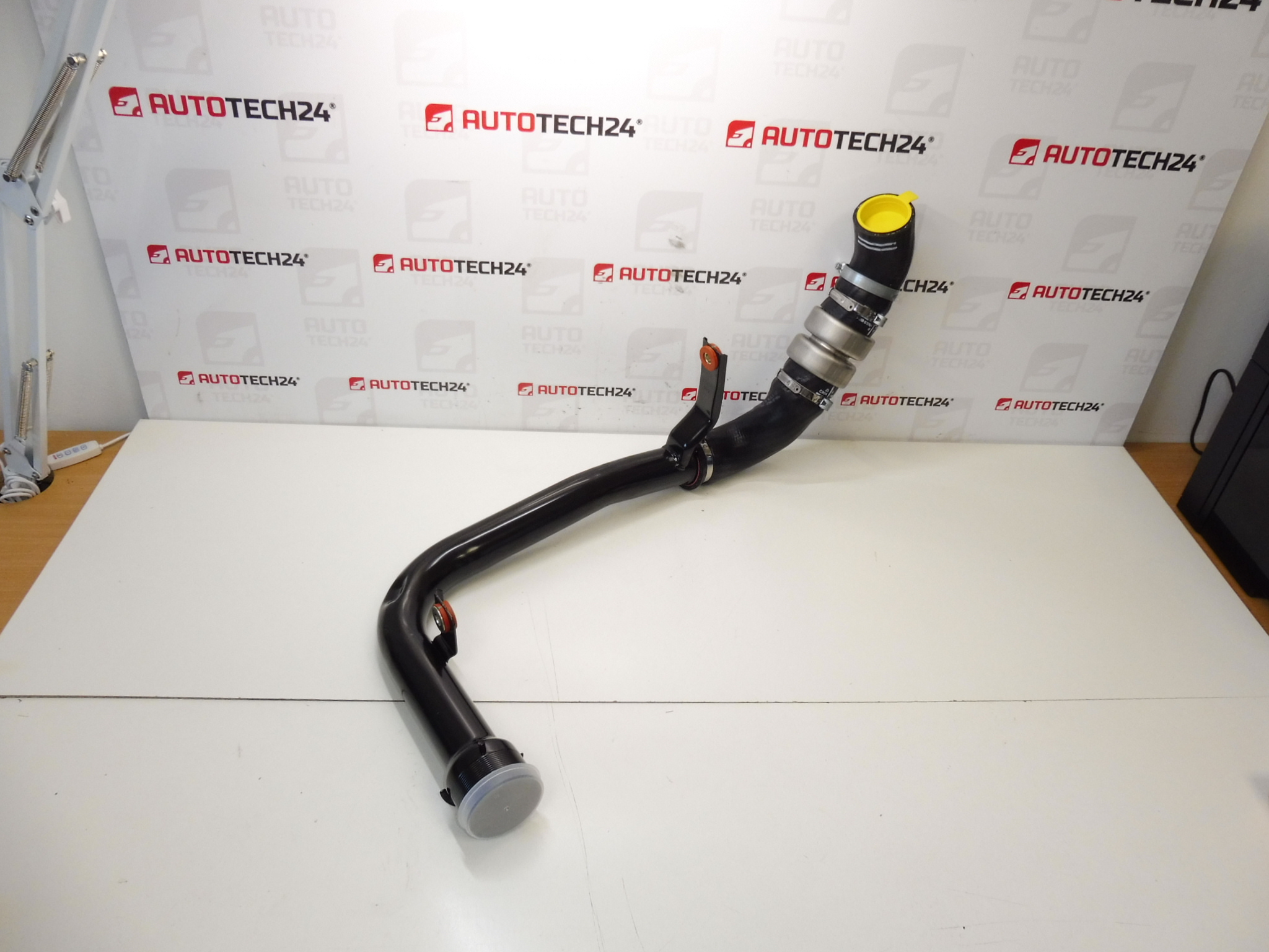 Nowe przyłącze turbo powietrza Citroën Peugeot 2.2 HDI 1606660380