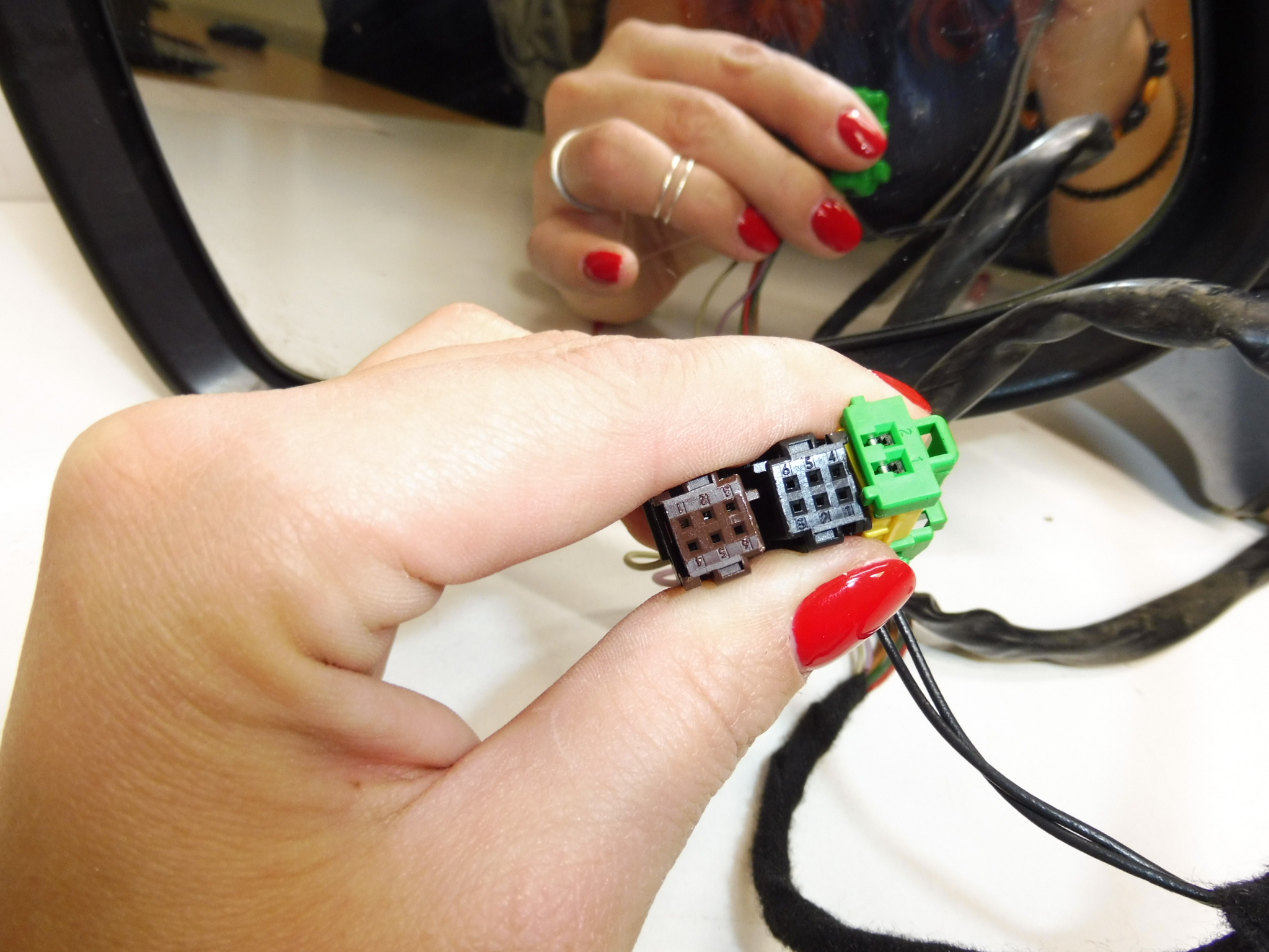 Lusterko wsteczne lewe szare EZW Citroën C8 14009348ZW 8153FS