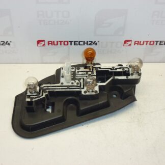 Gniazdo żarówki lewa tylna lampa Citroën C5 sedan