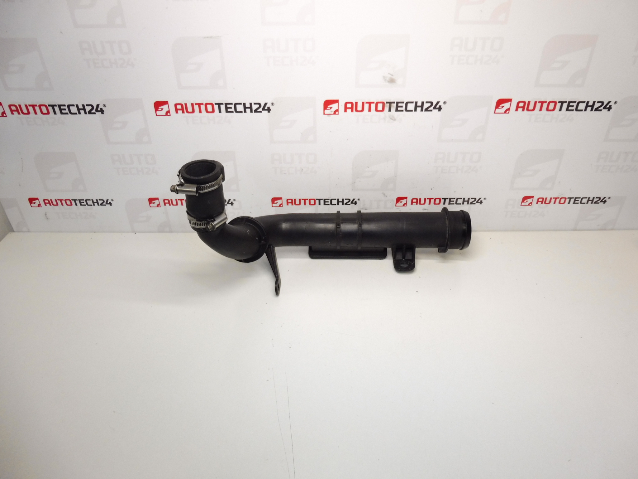 Podłączenie turbo powietrza Citroën Peugeot 2.0 HDI 0382HE