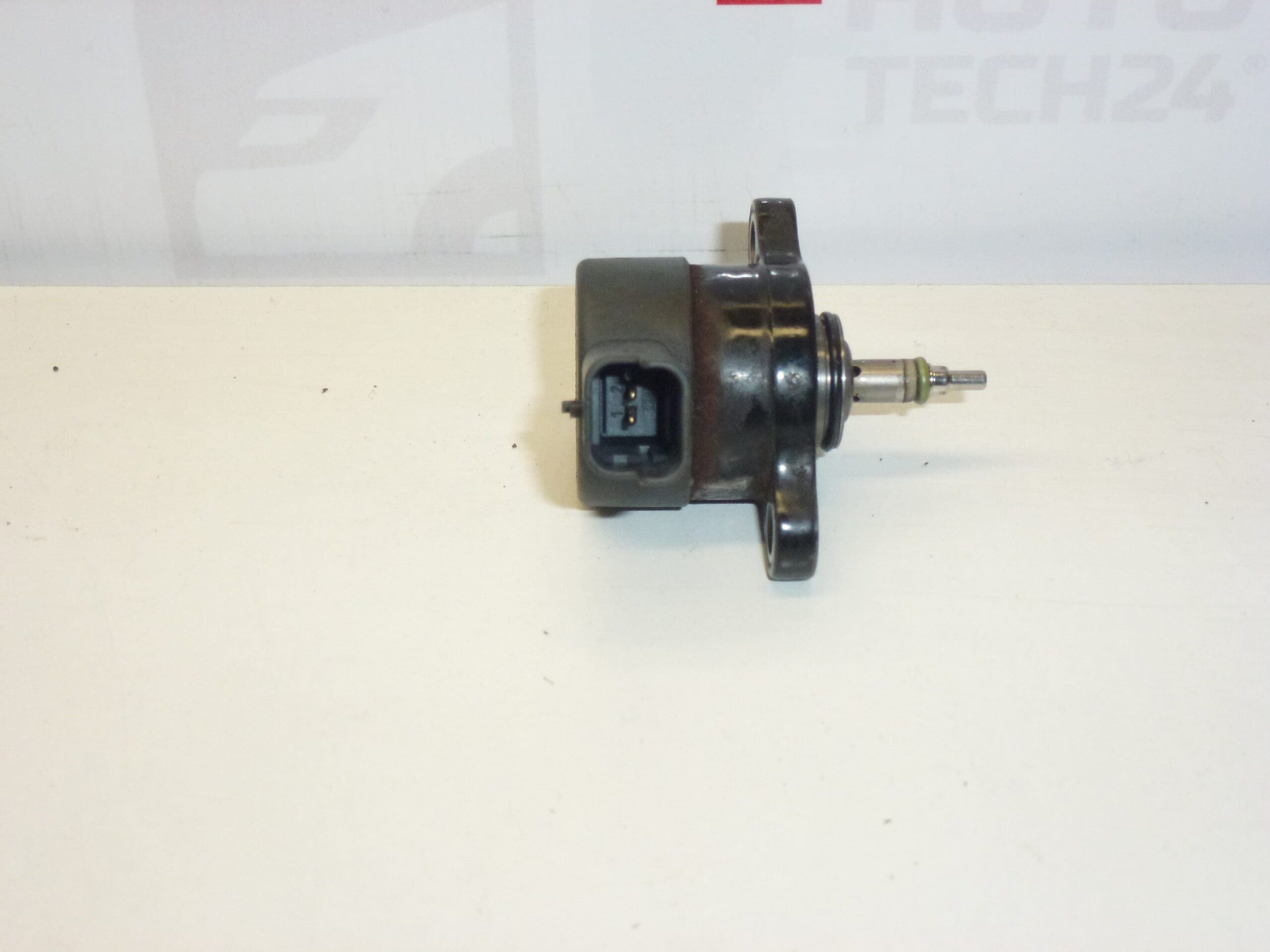 Regulator ciśnienia paliwa Bosch 2.0 HDI 2.2 HDI 0281002493