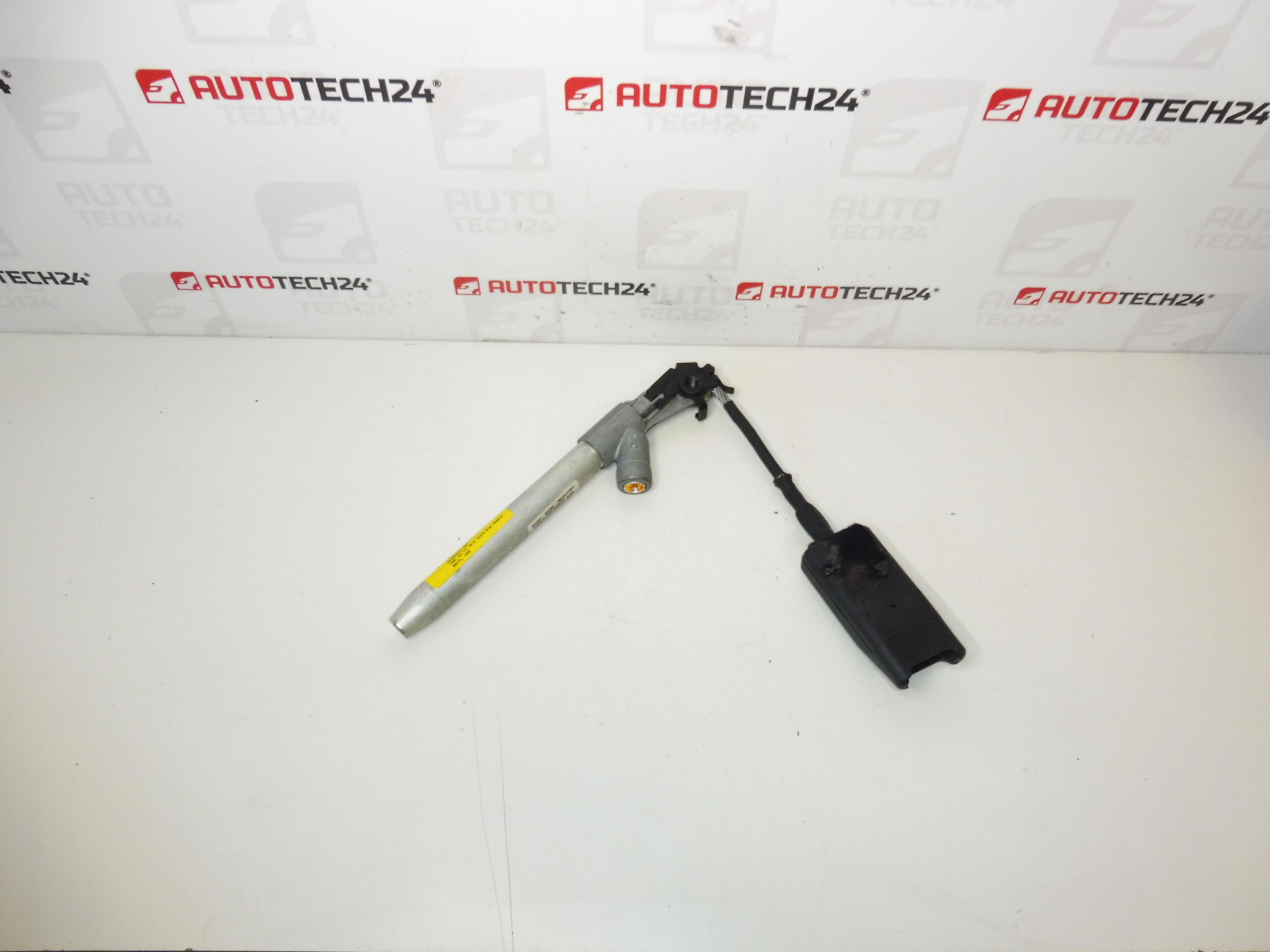 Pasek pirobowy lewy Citroën C4 Picasso 9657326377 8974XZ