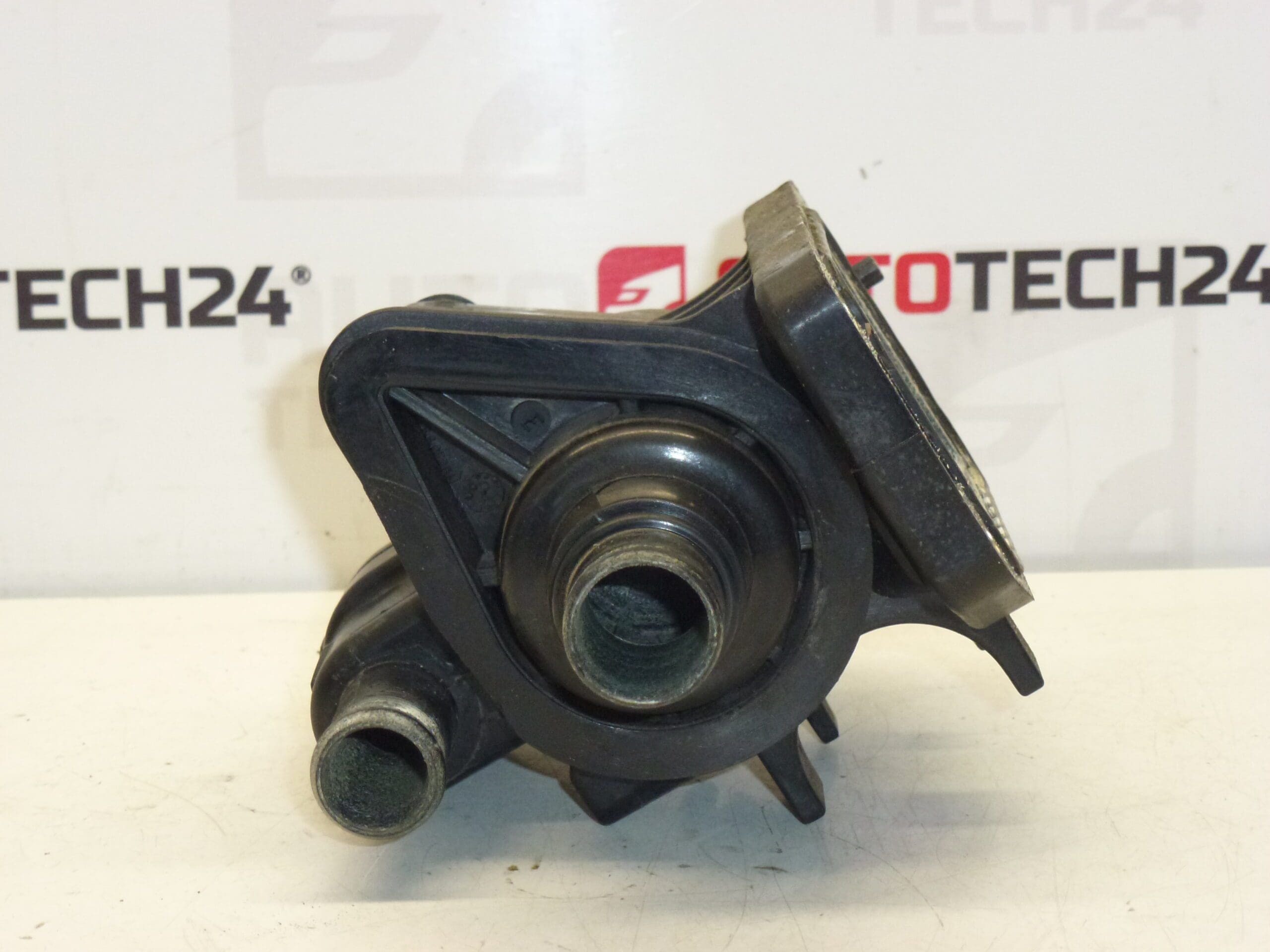 Obudowa termostatu Citroën Peugeot 1.4 HDI 9654393880 1336V6