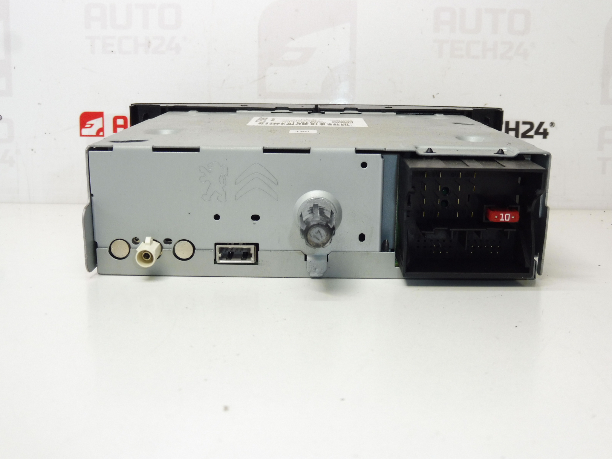Radio samochodowe CD Continental RD45 Peugeot 308 98041641XN 16108240XN
