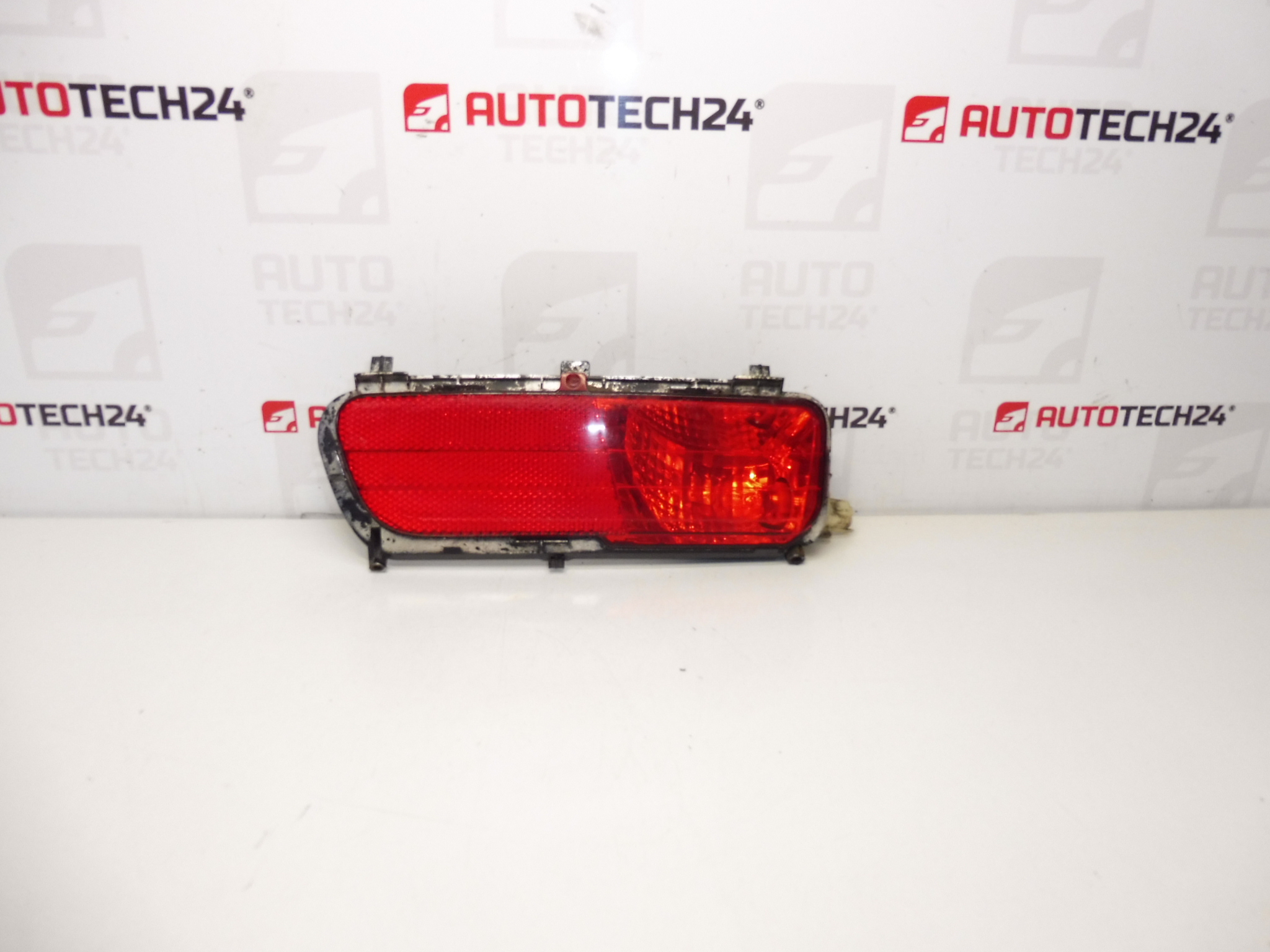 Lampa przeciwmgielna tylna lewa Citroën C4 GRAND Picasso 9653548780 6350AA