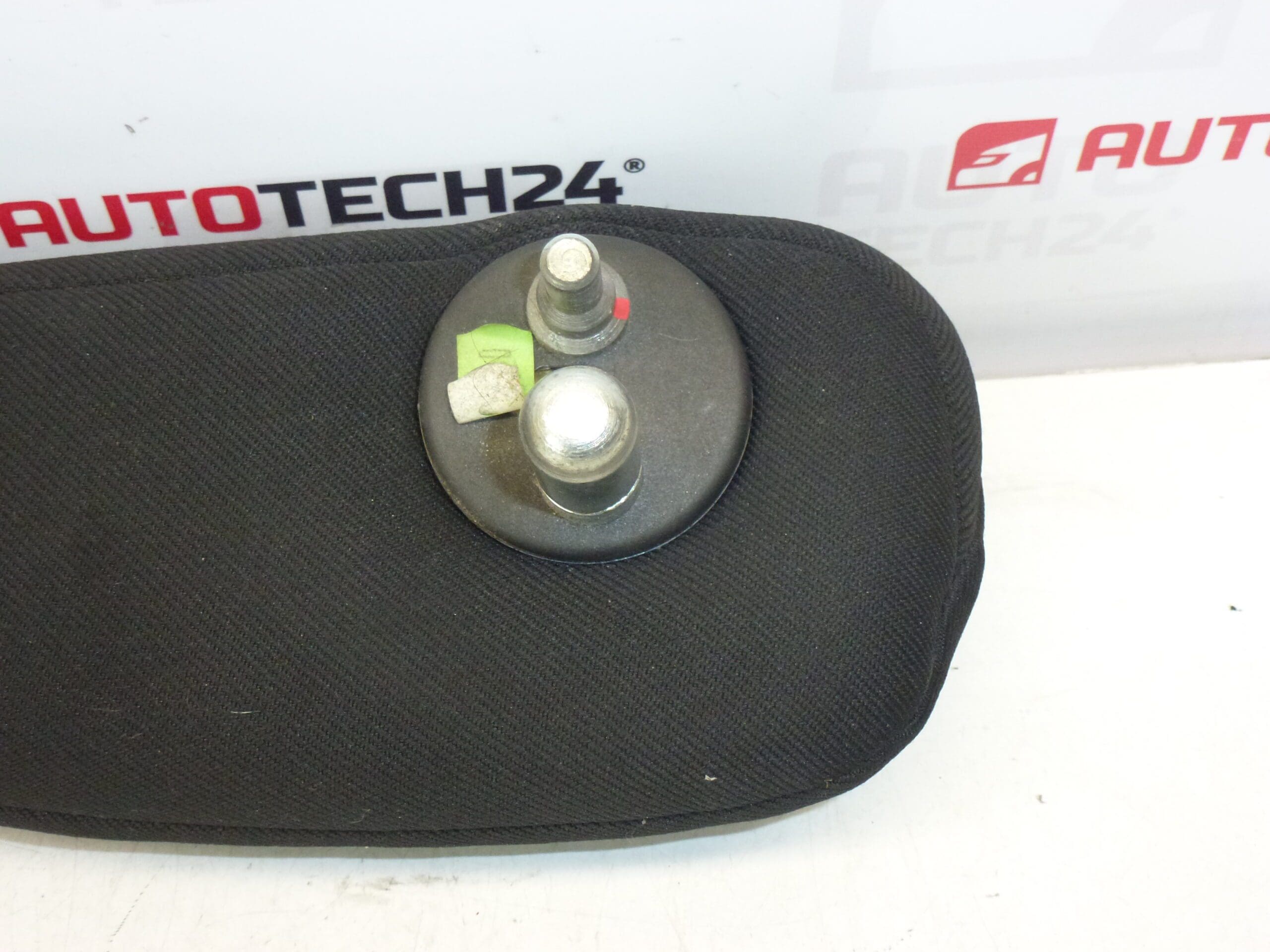 Podłokietnik czarny Citroën Peugeot lewy 8830ST