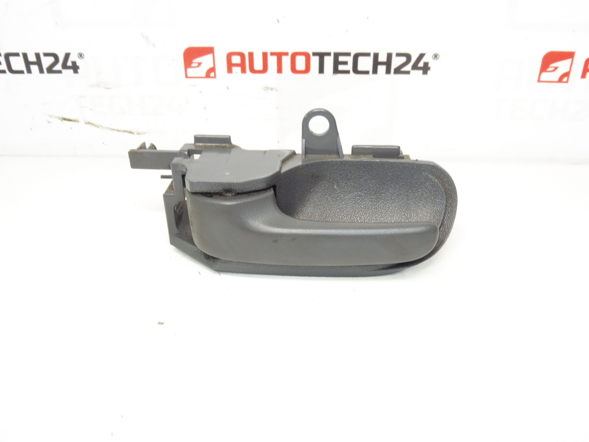 Korba wewnętrzna lewa Citroën C1 Peugeot 107 1608475980